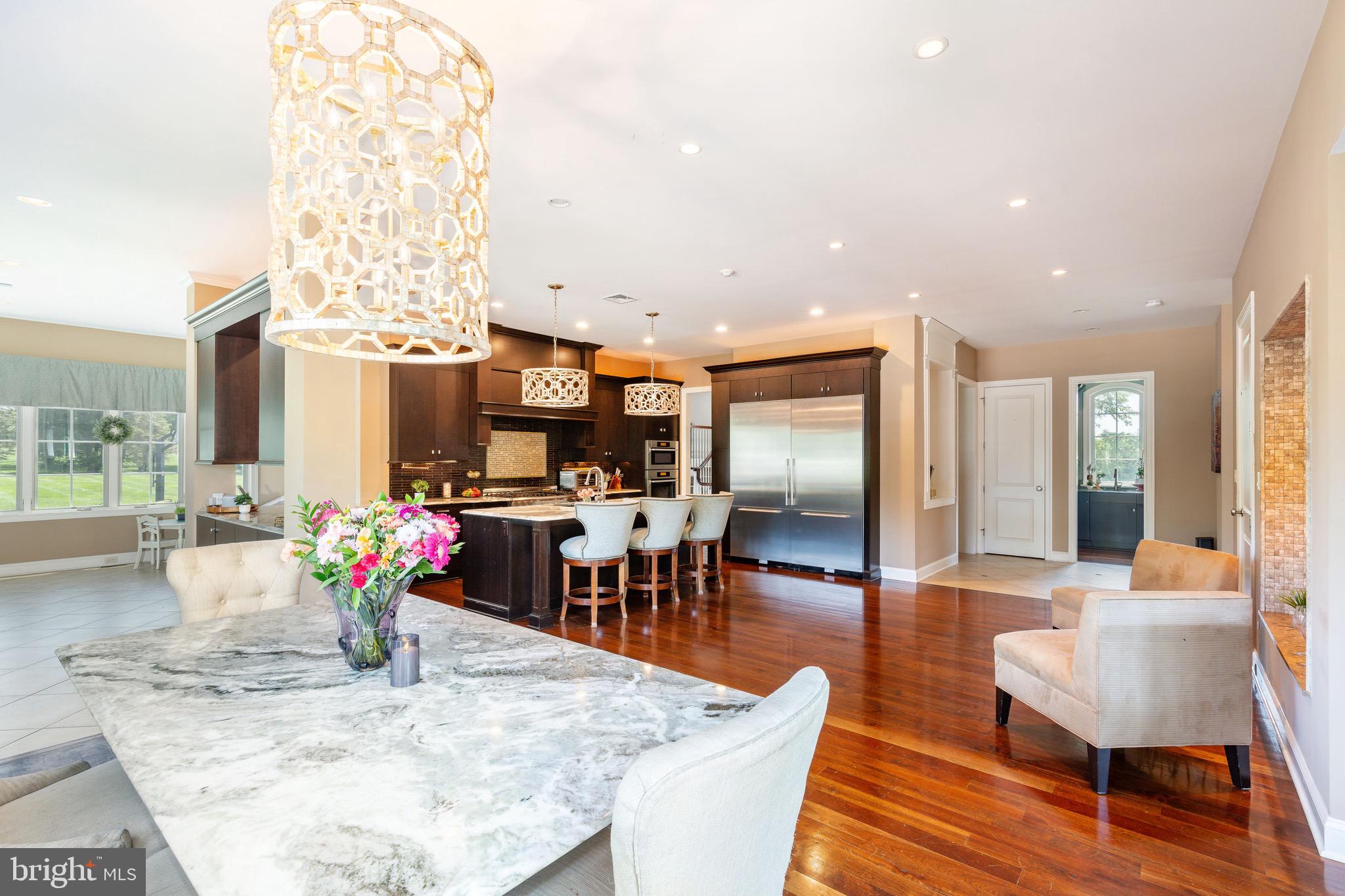 CREEKS BEND - Residential