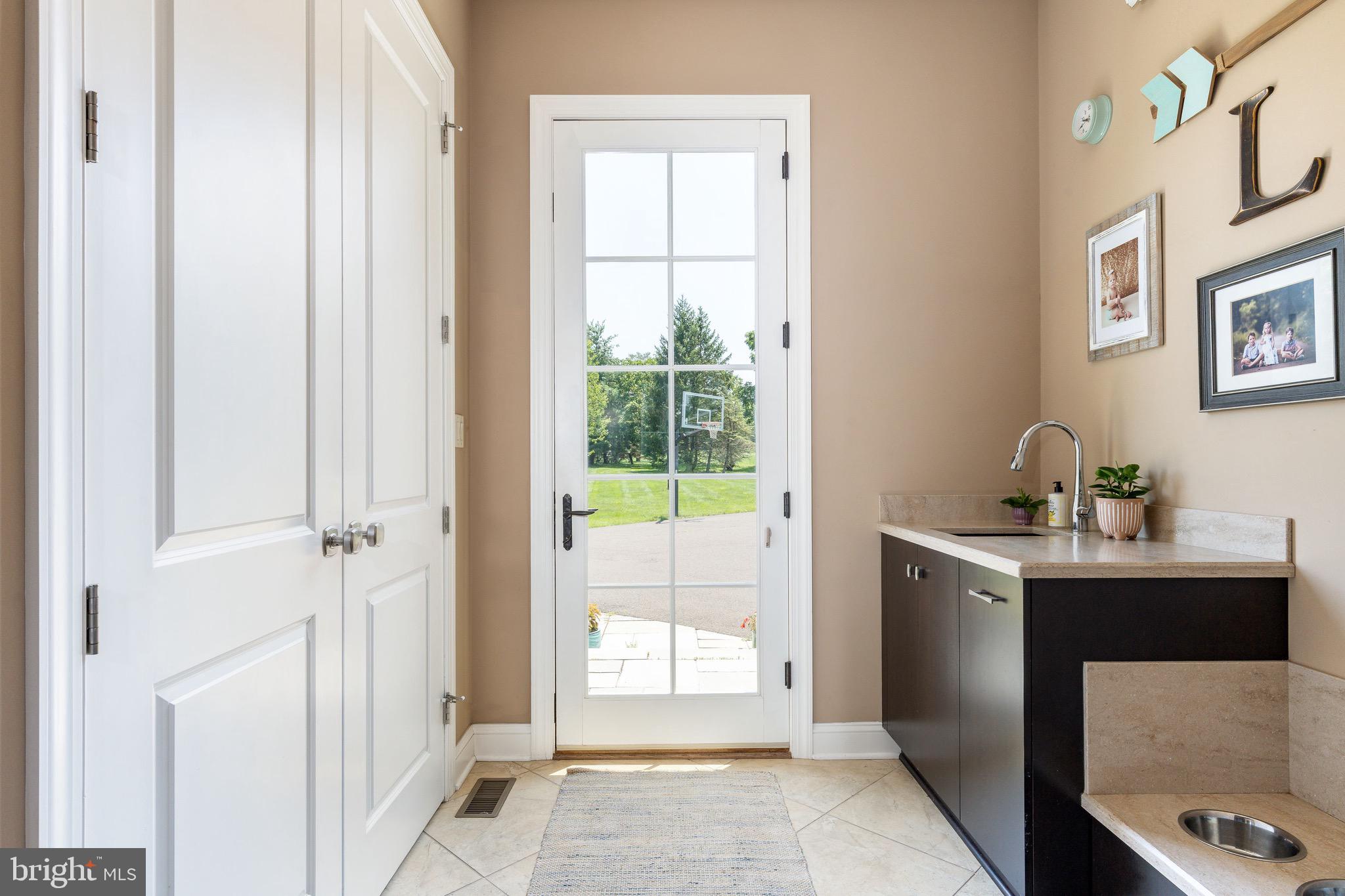 CREEKS BEND - Residential