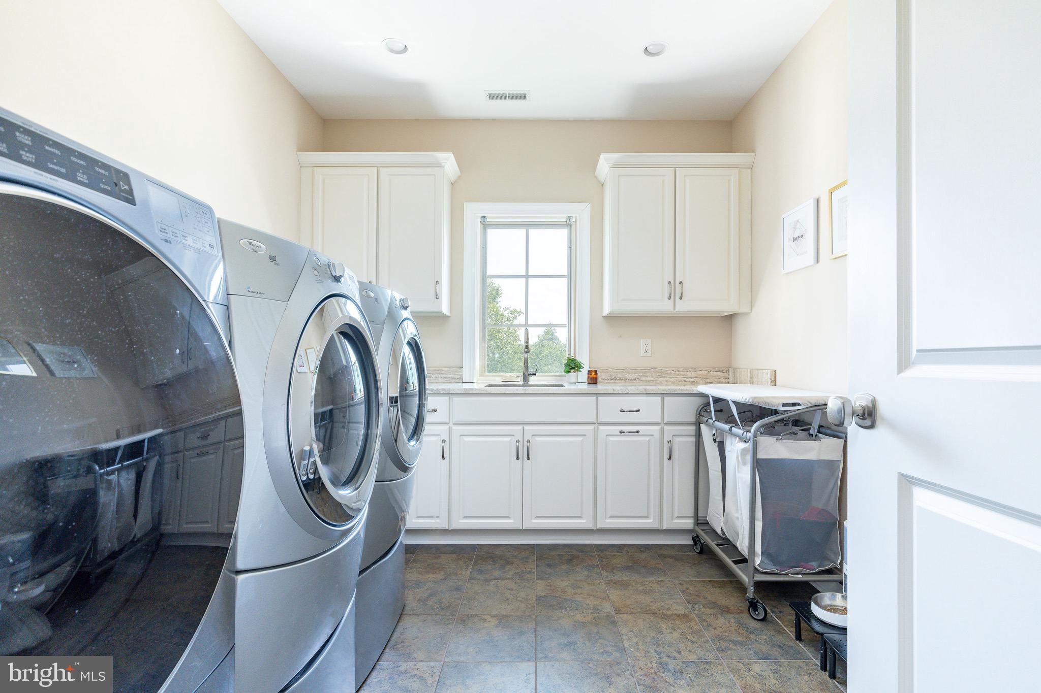 CREEKS BEND - Residential