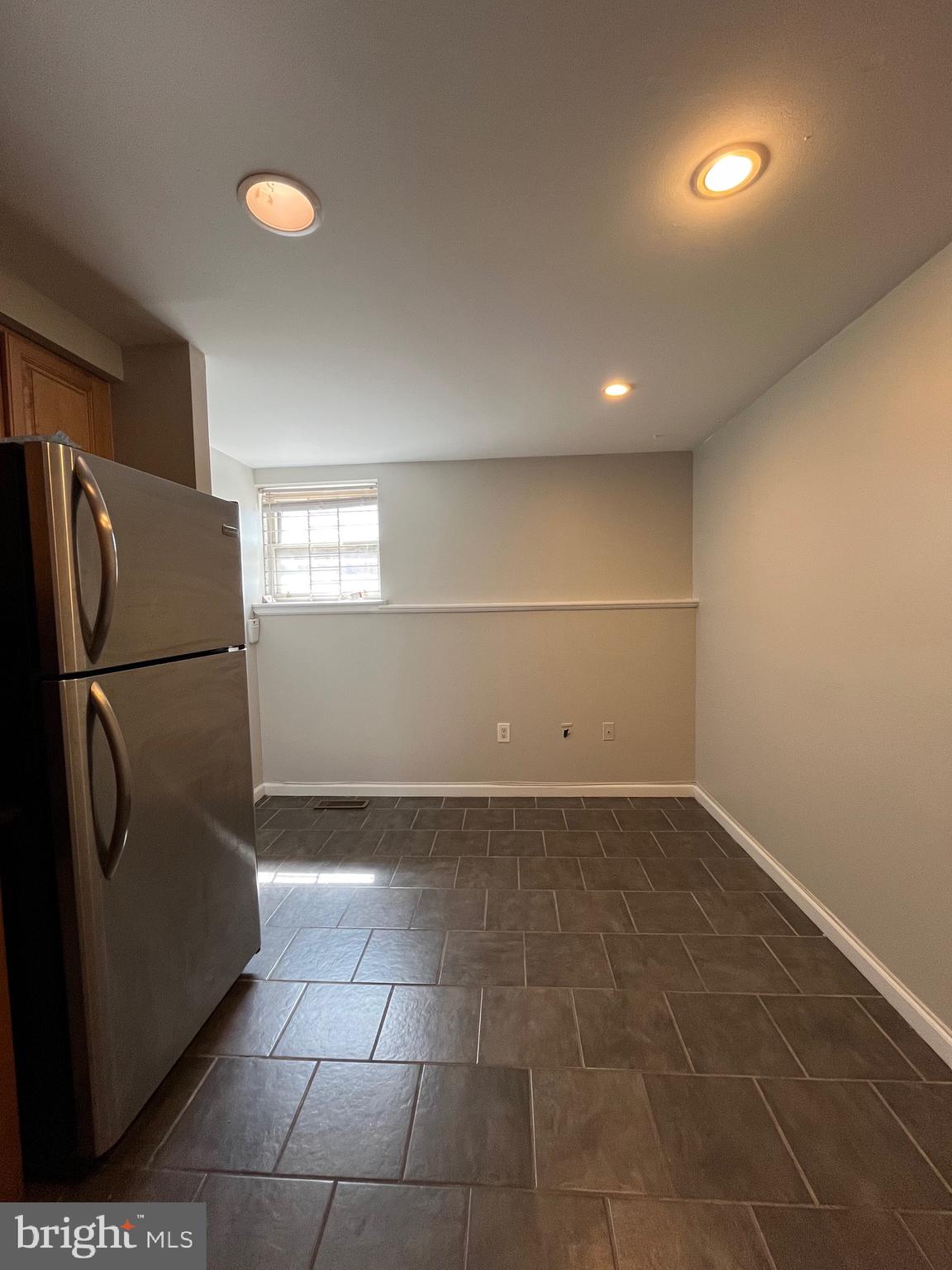 SPRING GARDEN - Residential Lease