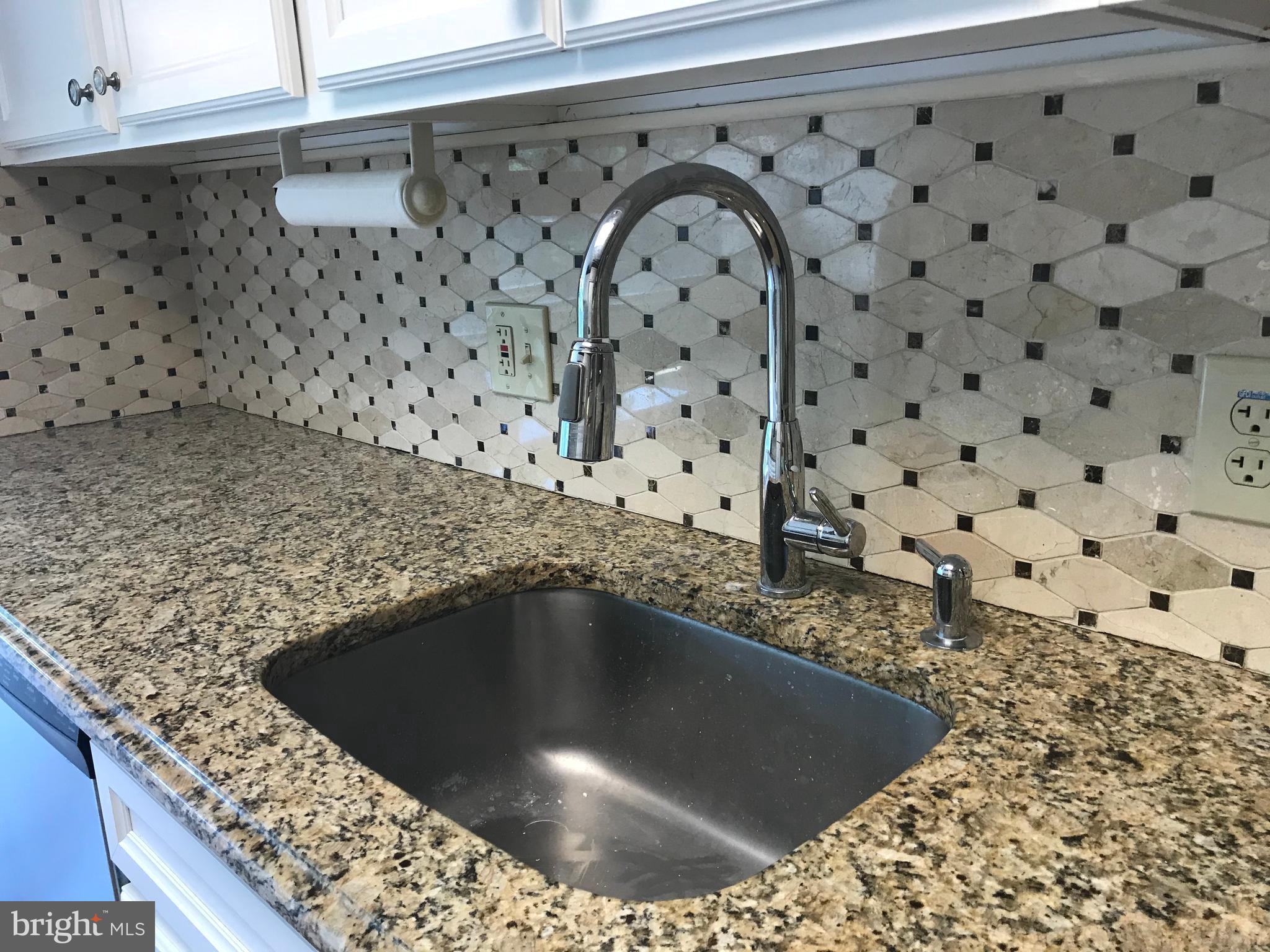 GREEN HILL - Residential