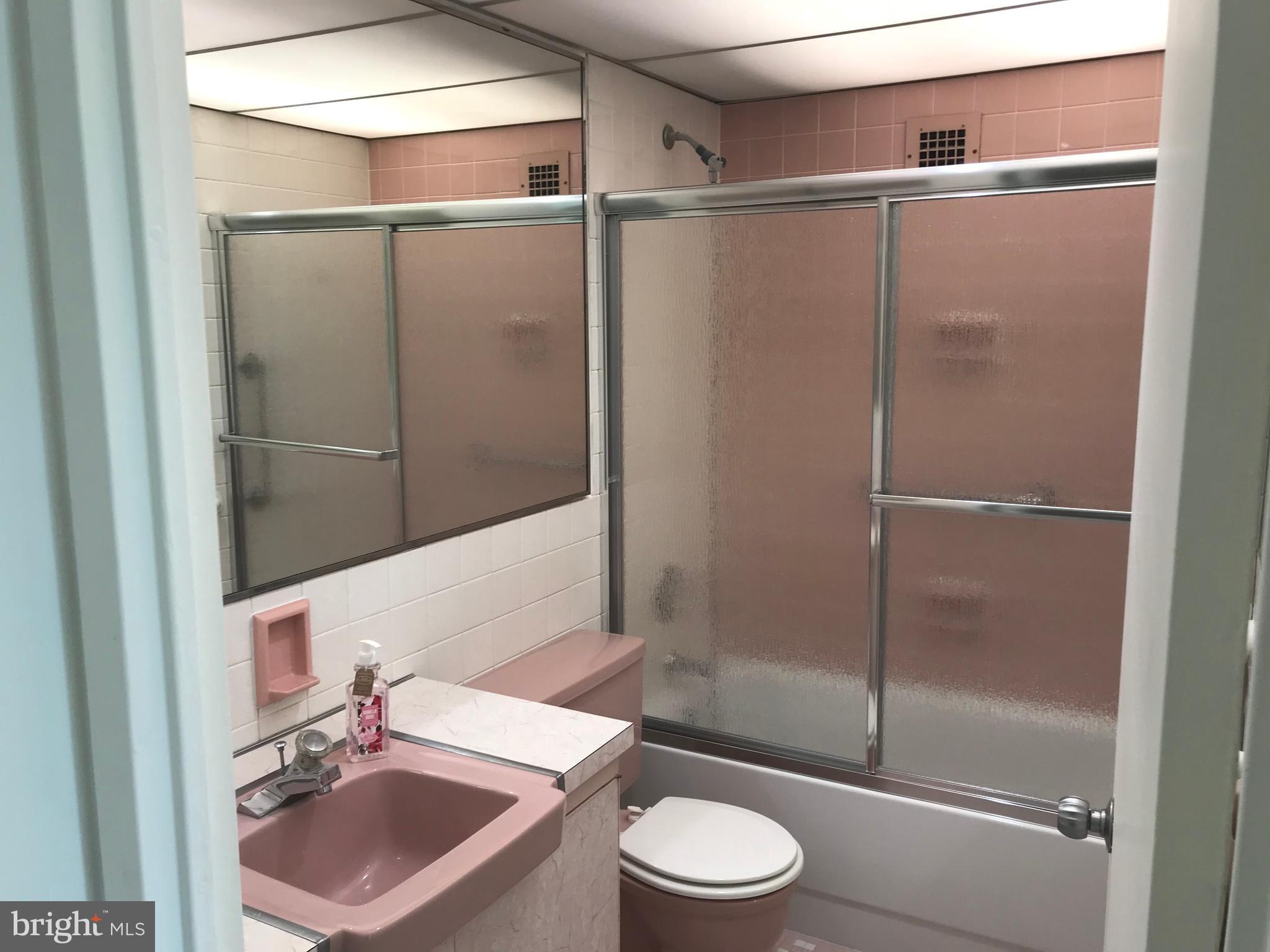 GREEN HILL - Residential