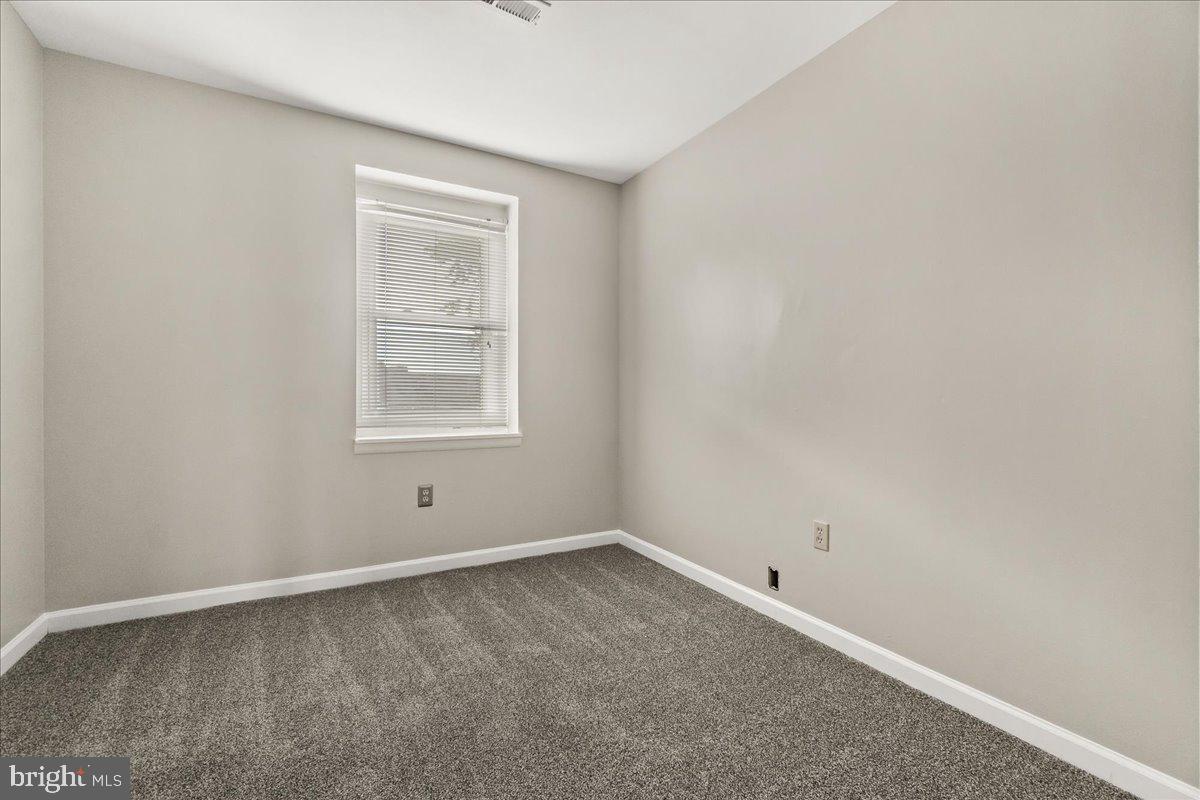 GLADE TOWN - Residential