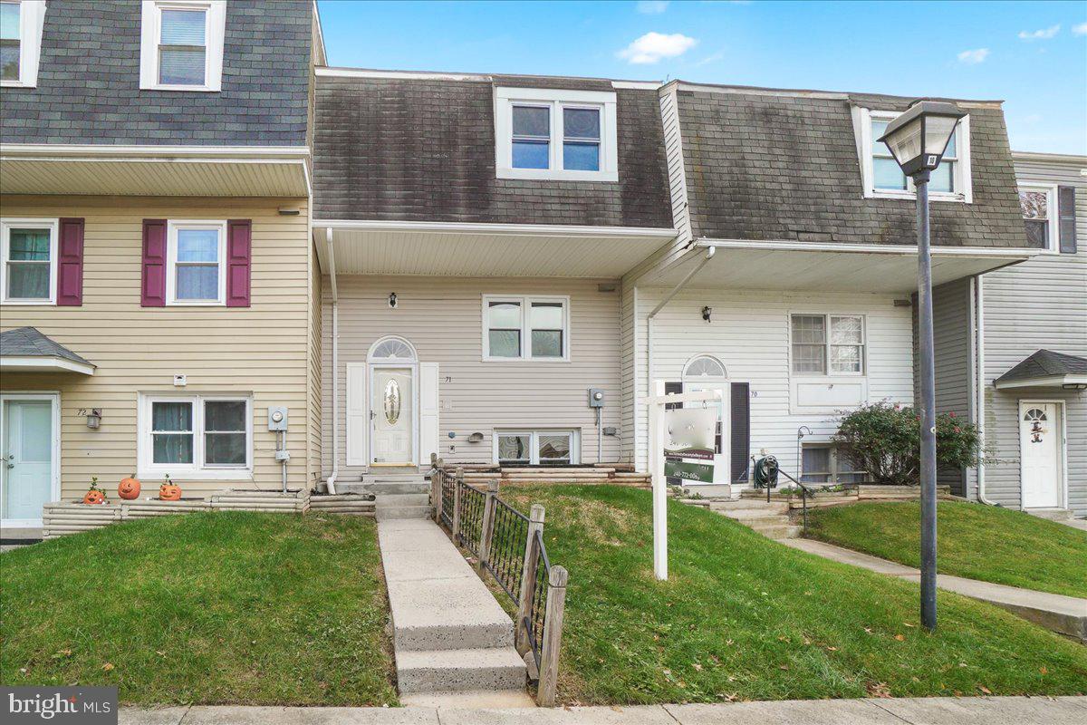 GLADE TOWN - Residential