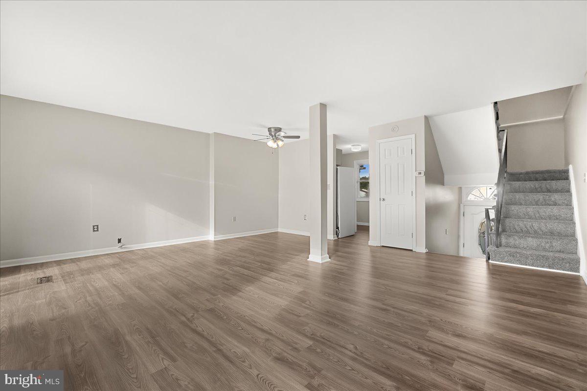 GLADE TOWN - Residential