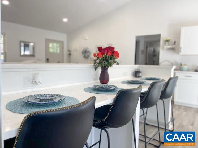 LAKE MONTICELLO - Residential