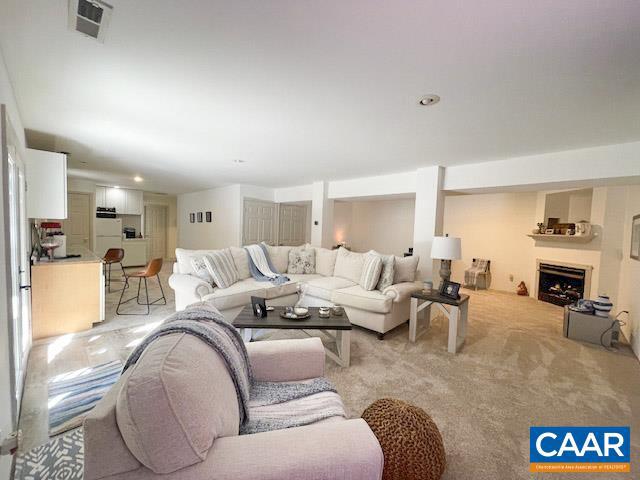 LAKE MONTICELLO - Residential