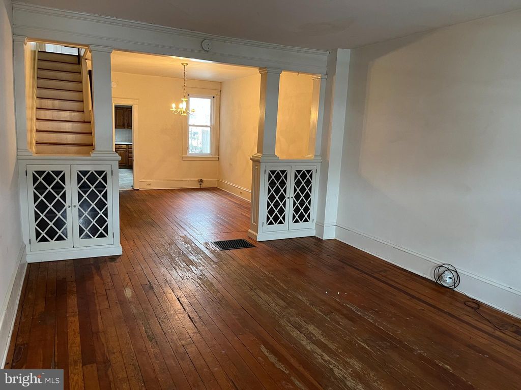 Photo of 710 N Pine Street, Lancaster, PA 17603 (MLS # PALA2046116)