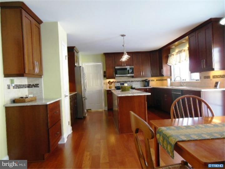 MEADOW WOODS - Residential