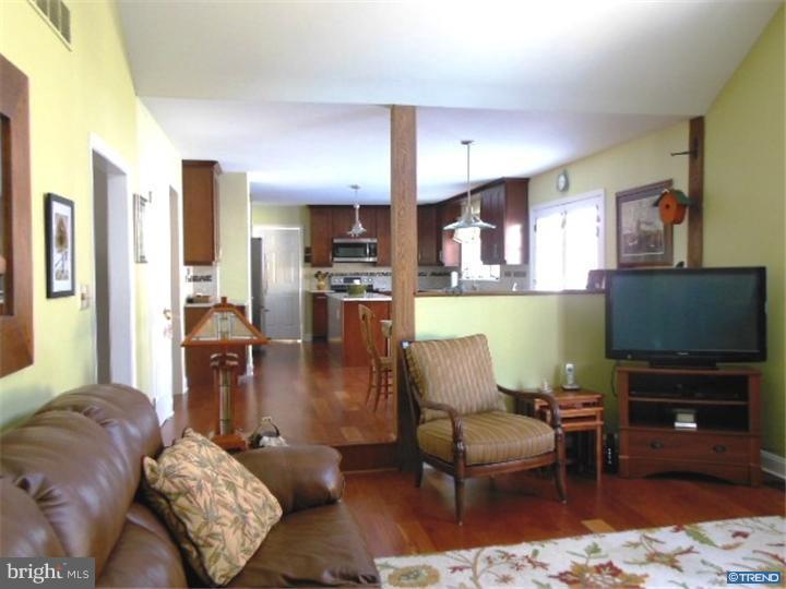 MEADOW WOODS - Residential