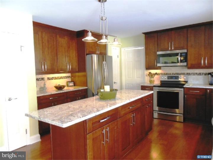 MEADOW WOODS - Residential