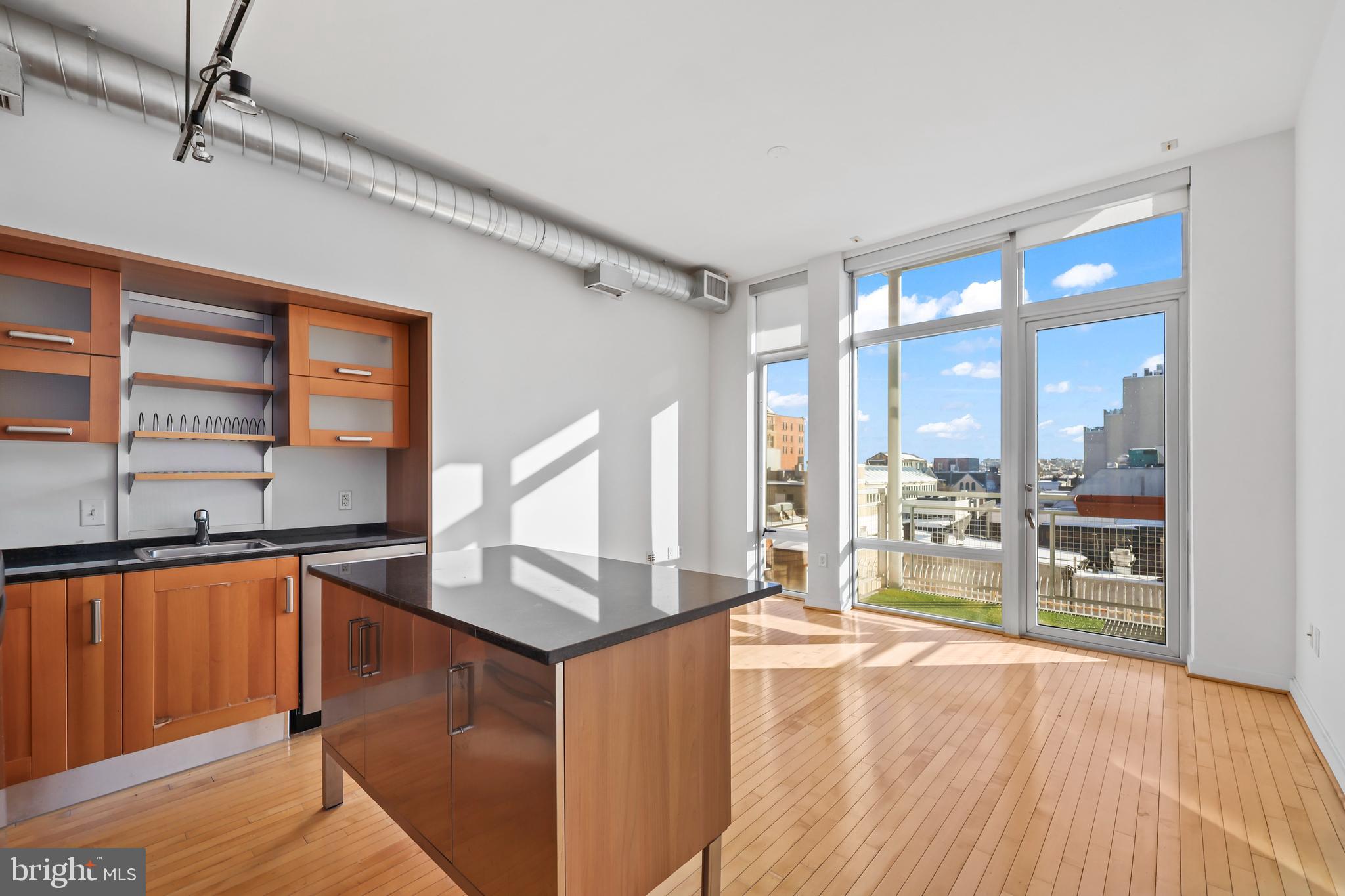 1390 V STREET NW 307