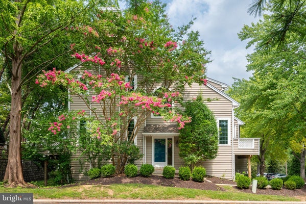 53 CABOT DR, CHESTERBROOK, PA 19087 - Image b59ba3de99fea1b994fe8b36ce2c0af7/1130970925