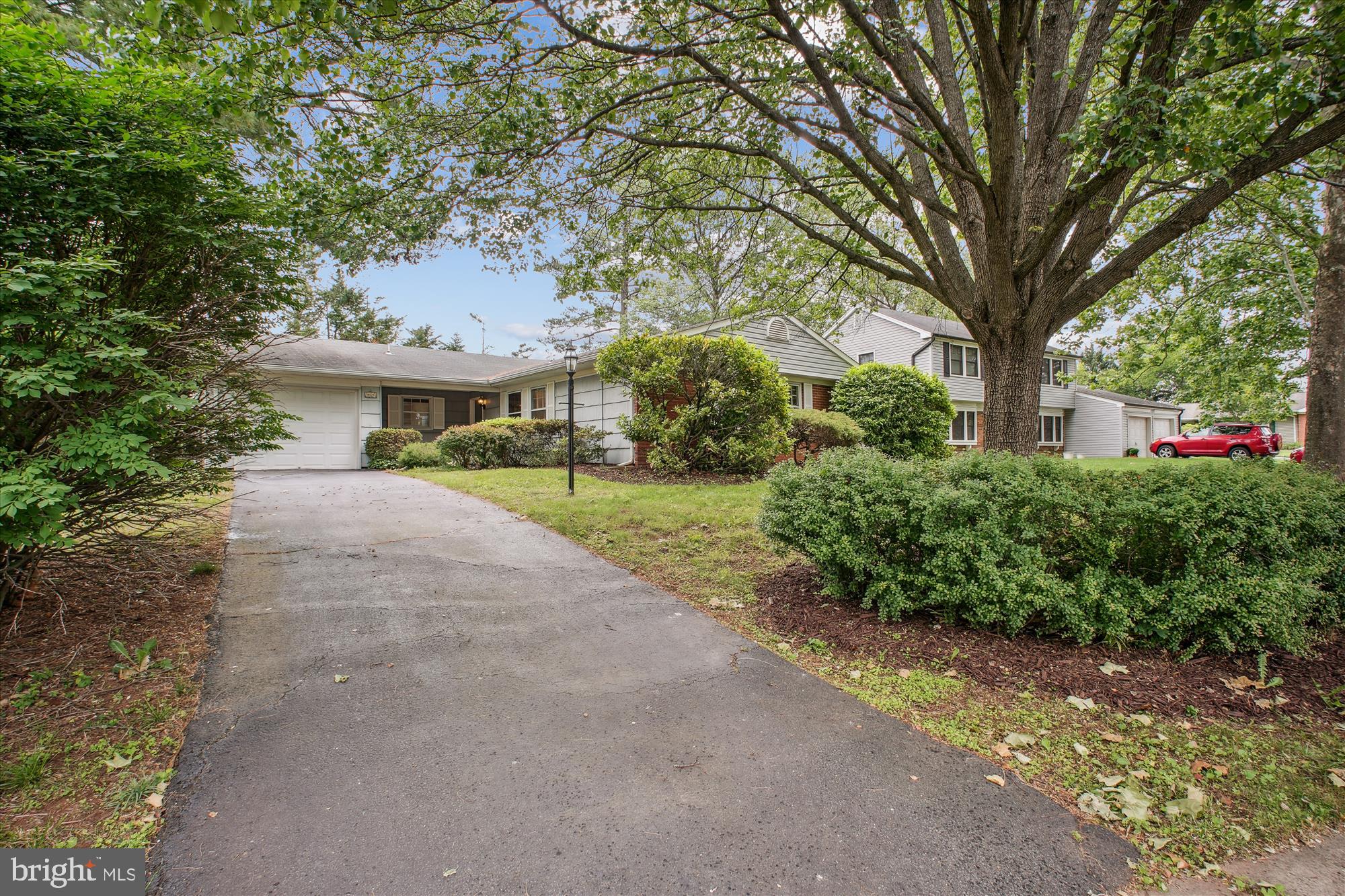 4205 PINEFIELD COURT