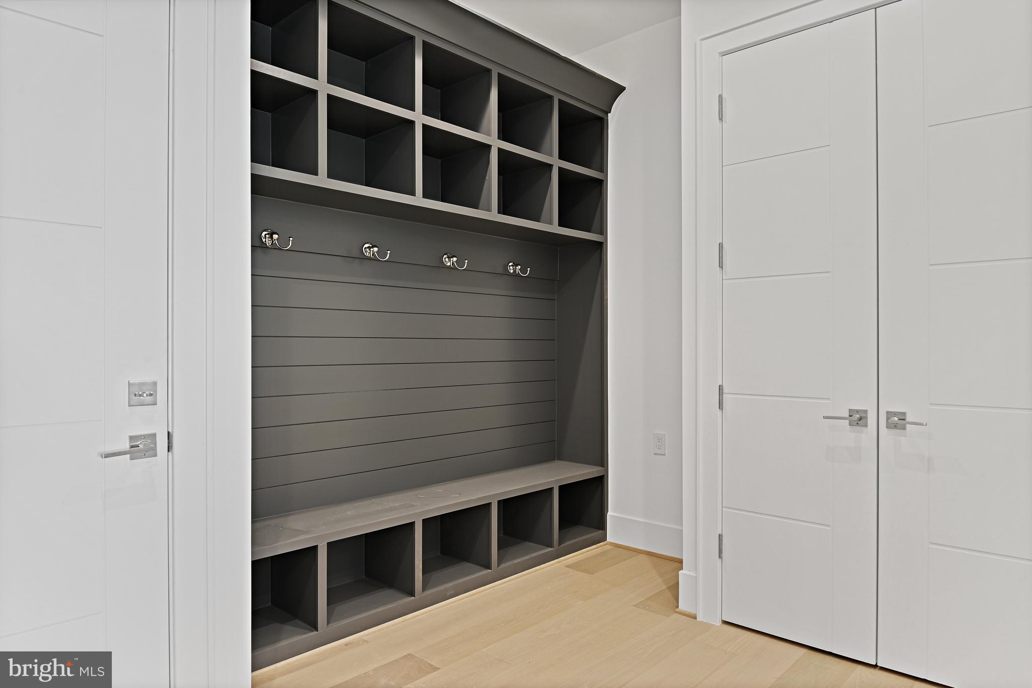 POTOMAC HILLS - Residential