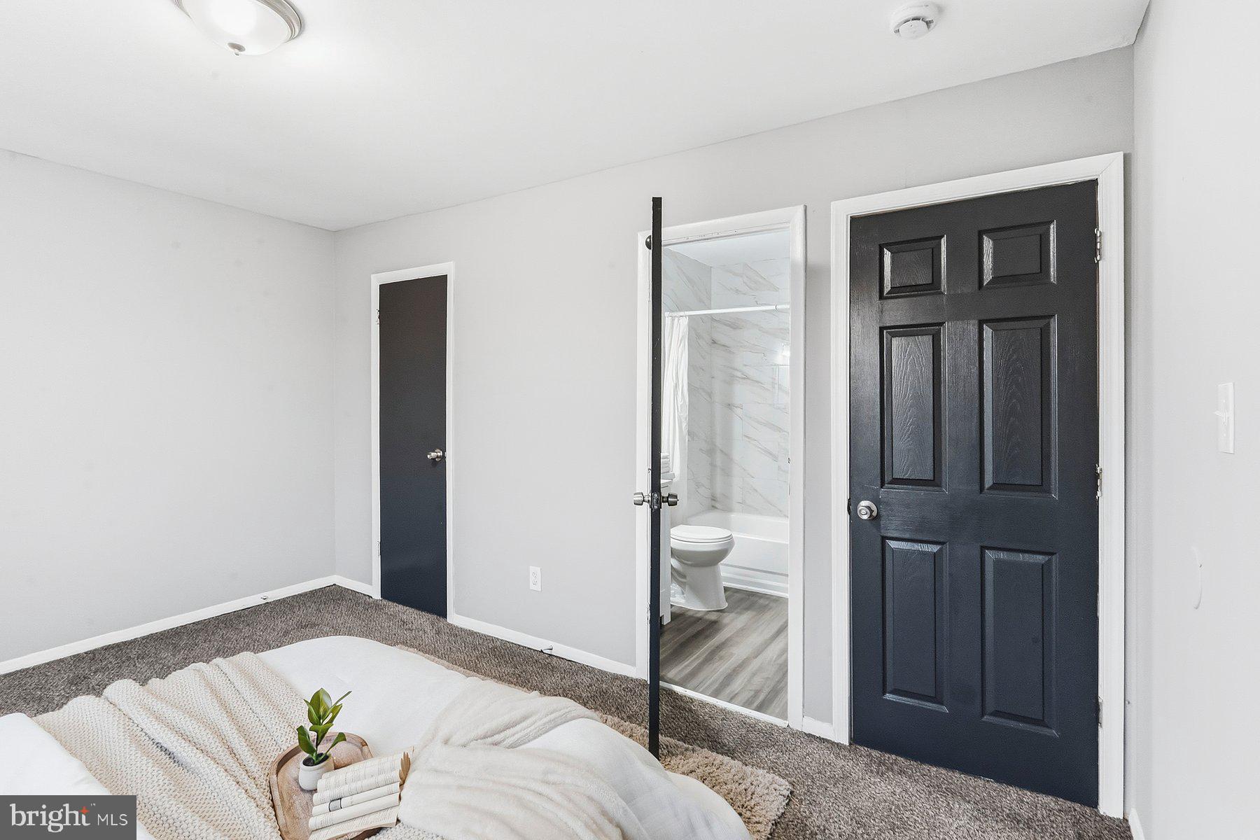 WATER GATE - Residential