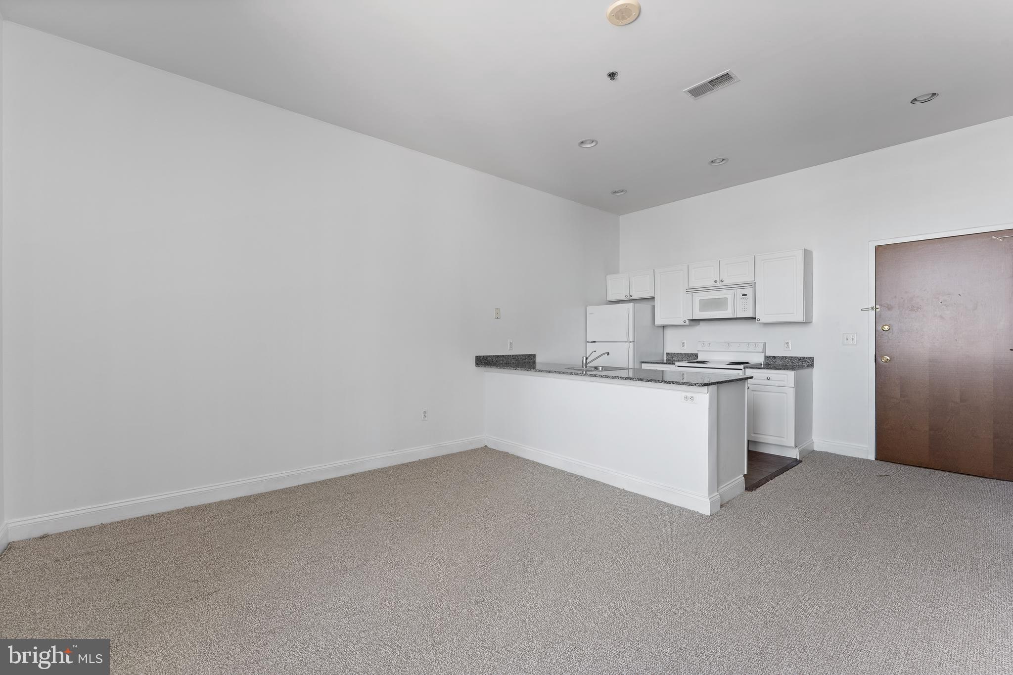 WASHINGTON SQ WEST - Residential