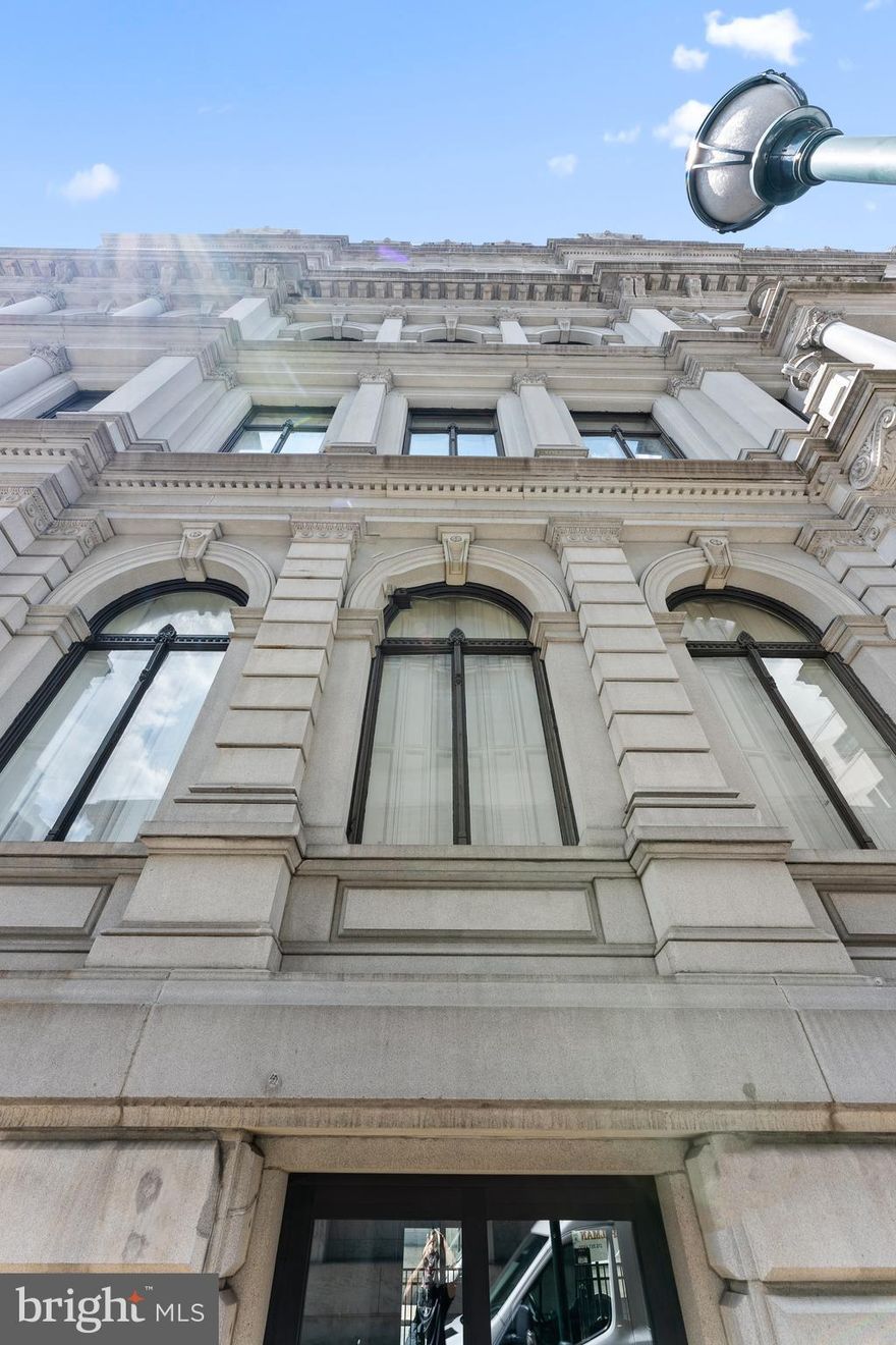 Welcome to this perfectly sized one bedroom, one bath unit at the gorgeous Victory Building in desirable Washington Square West. A fantastic 1 bedroom to call home, or as an investment opportunity. 

A prime location at 10th and Chestnut. Conveniently located steps away from Jefferson and Pennsylvania Hospitals, MOM's Organic Market, Reading Terminal Market, the Fashion District, Washington Square and the fantastic restaurants of Midtown Village and all that Center City has to offer. With a WalkScore of 100, this is a walker’s paradise and no car needed, but there are several options for garage parking within blocks. Residents of The Victory enjoy a 24-hour doorperson/concierge, elevator, onsite laundry and fitness center. This unit is freshly painted throughout and has brand-new carpeting and HVAC (2024). It also features an open-concept kitchen, granite countertops with breakfast bar that leads into a comfortable living space. The bedroom has a well-sized closet and a spacious on-suite bathroom.

This unit has countless options, including as your next investment property. Schedule your showing today!