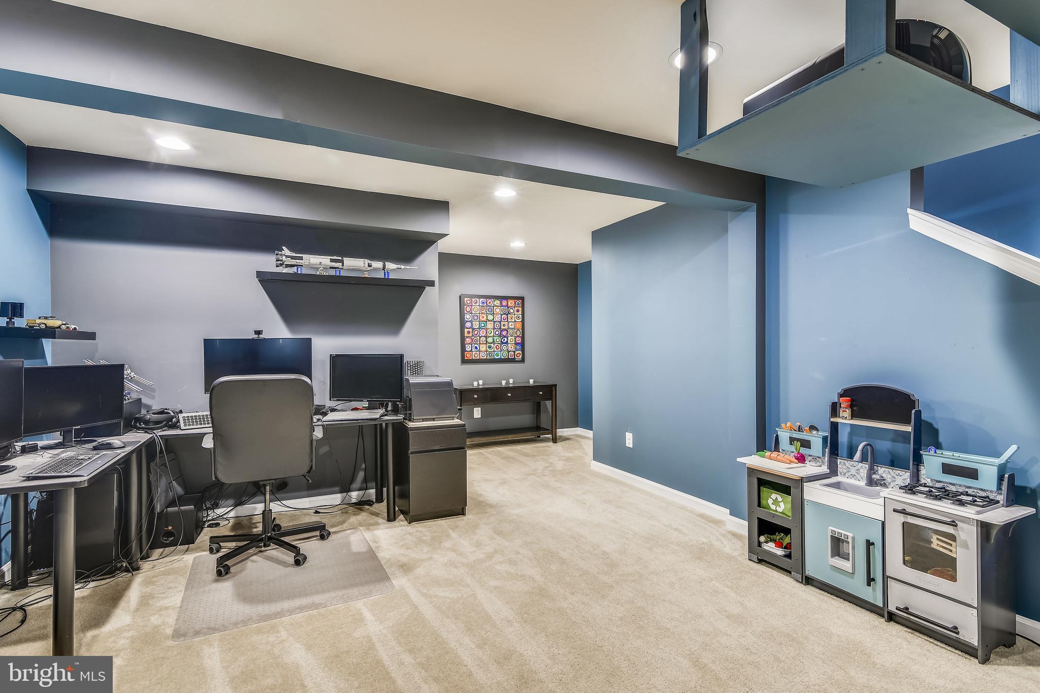 KIRKPATRICK WEST - Residential