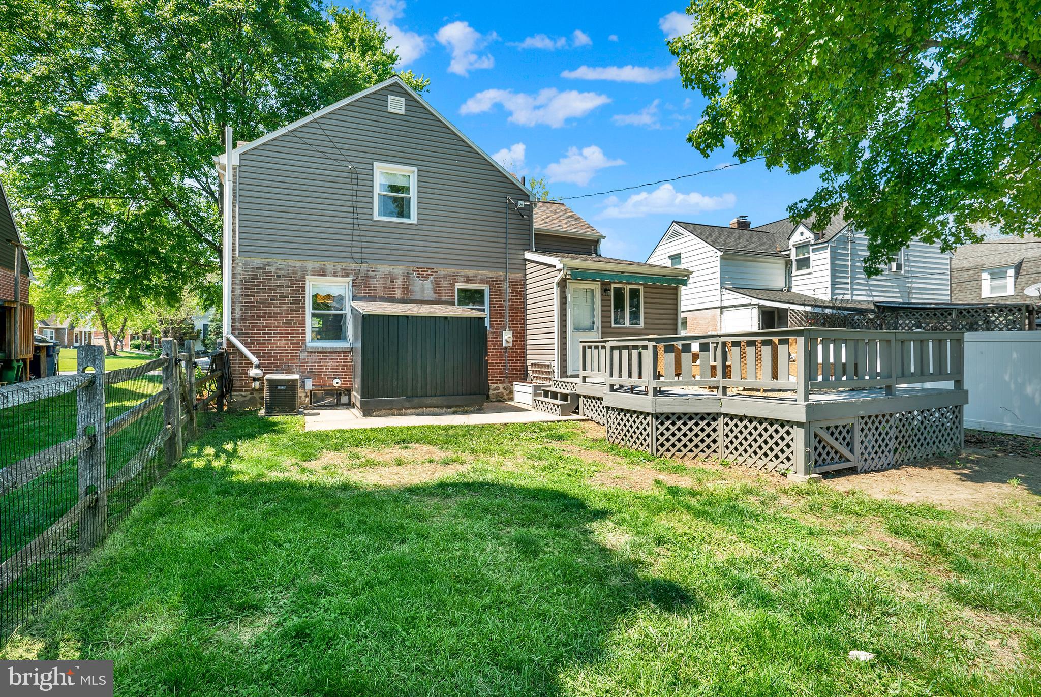 LINCOLN PARK - Residential