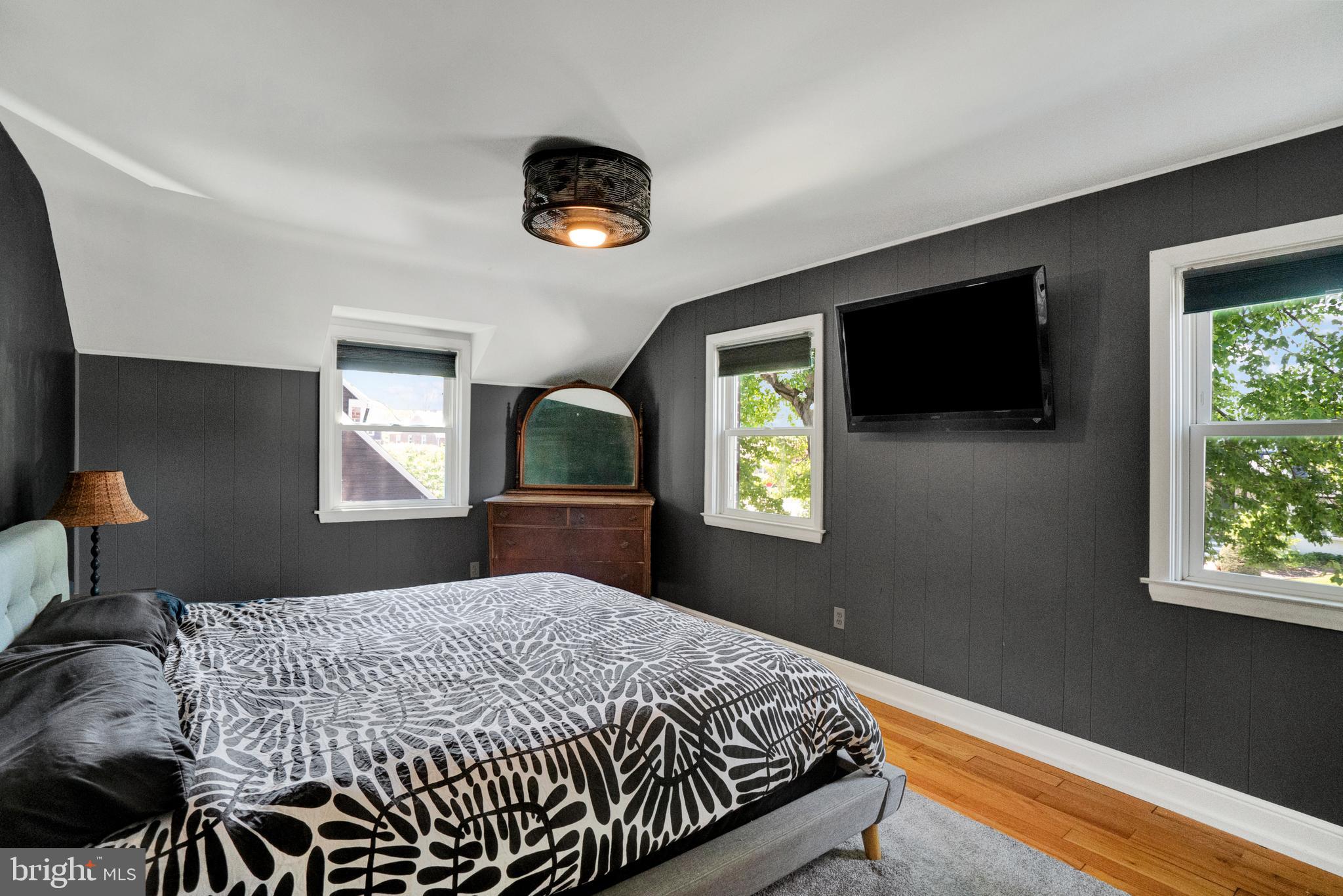 LINCOLN PARK - Residential
