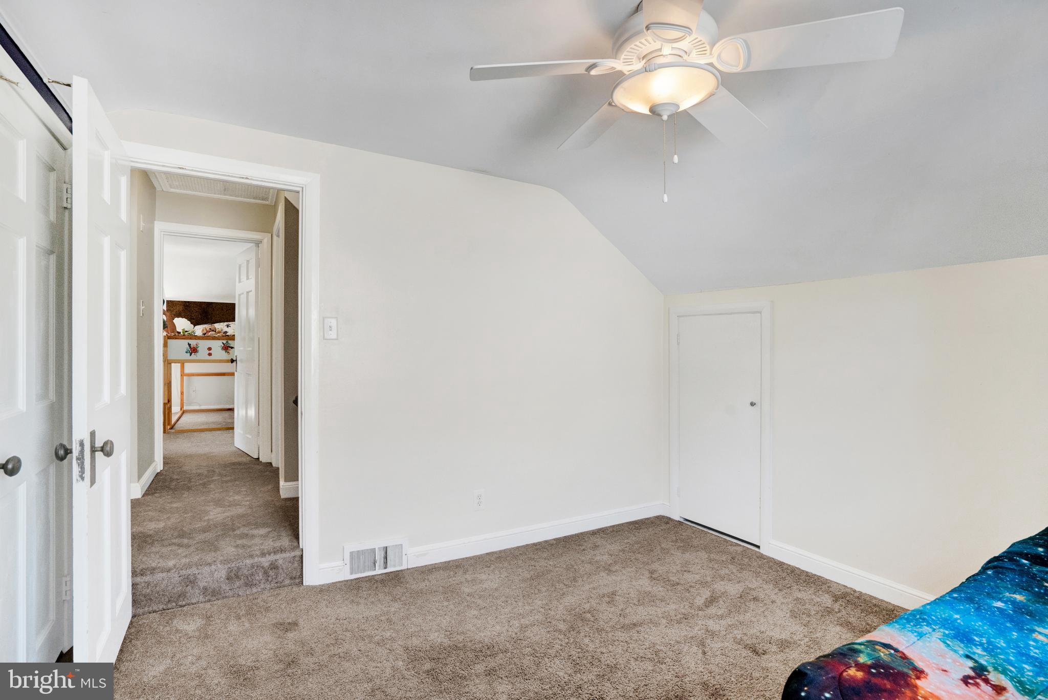 LINCOLN PARK - Residential