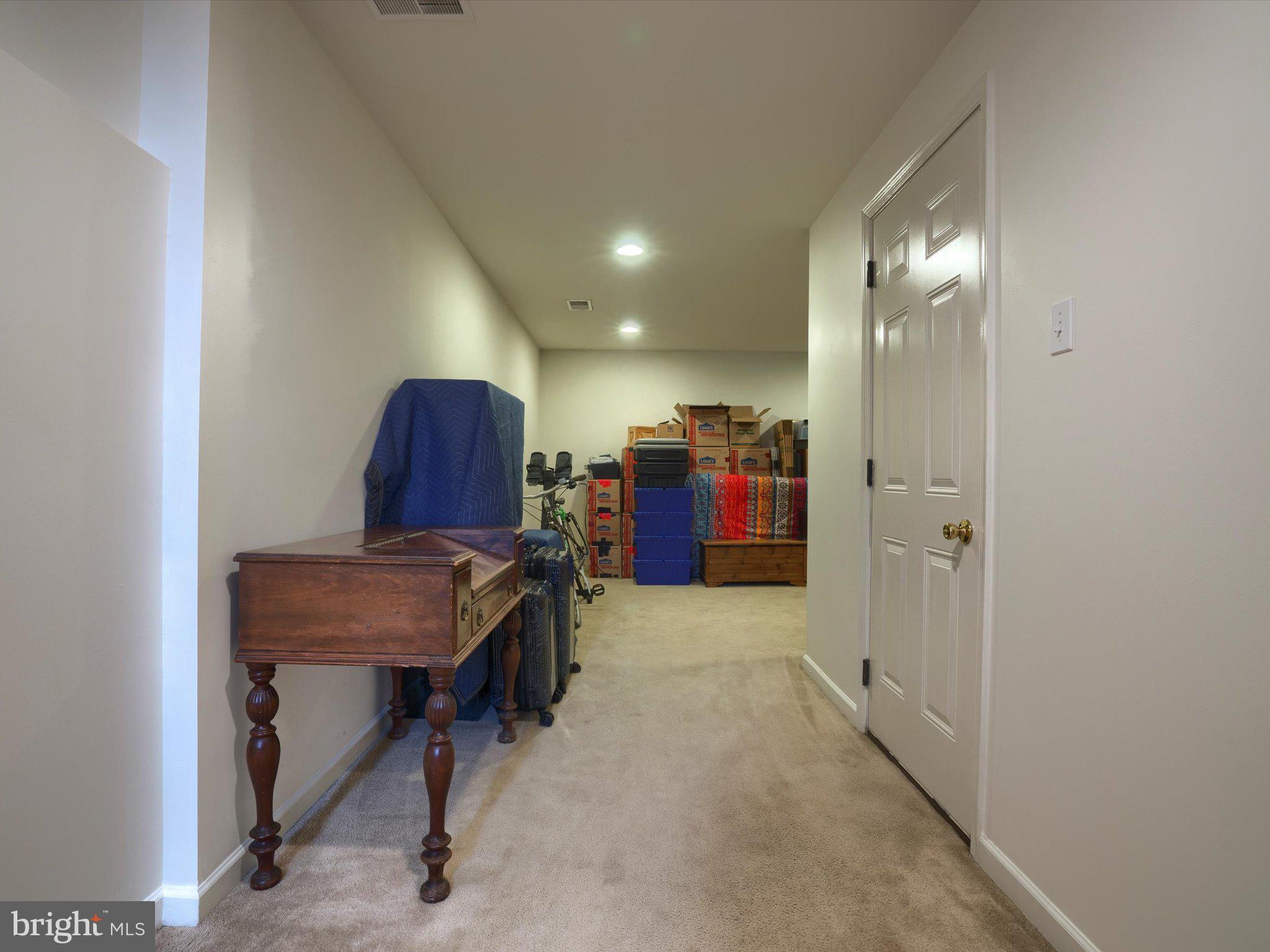 WILLOWBANK - Residential