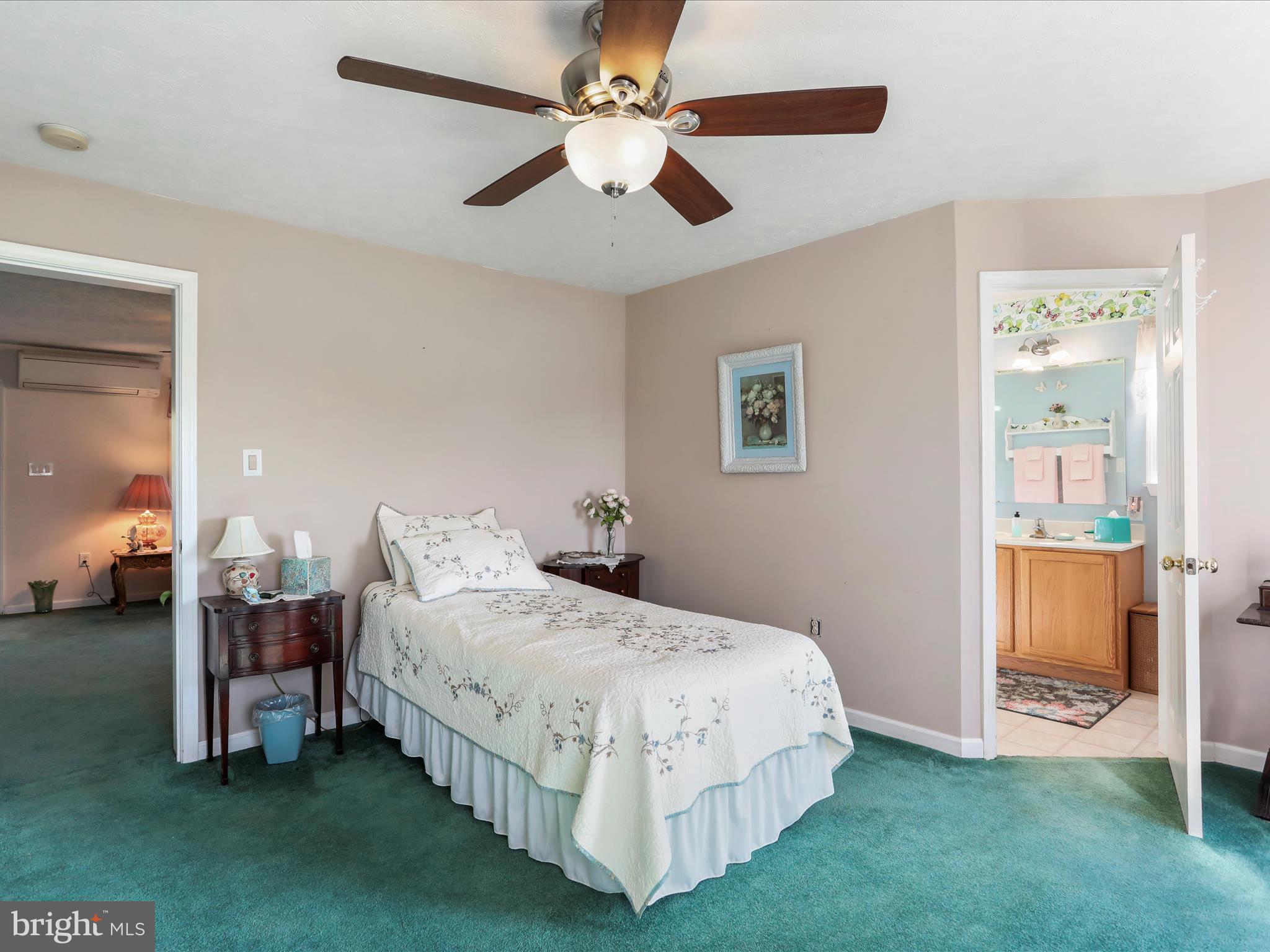 THISTLE RIDGE - Residential