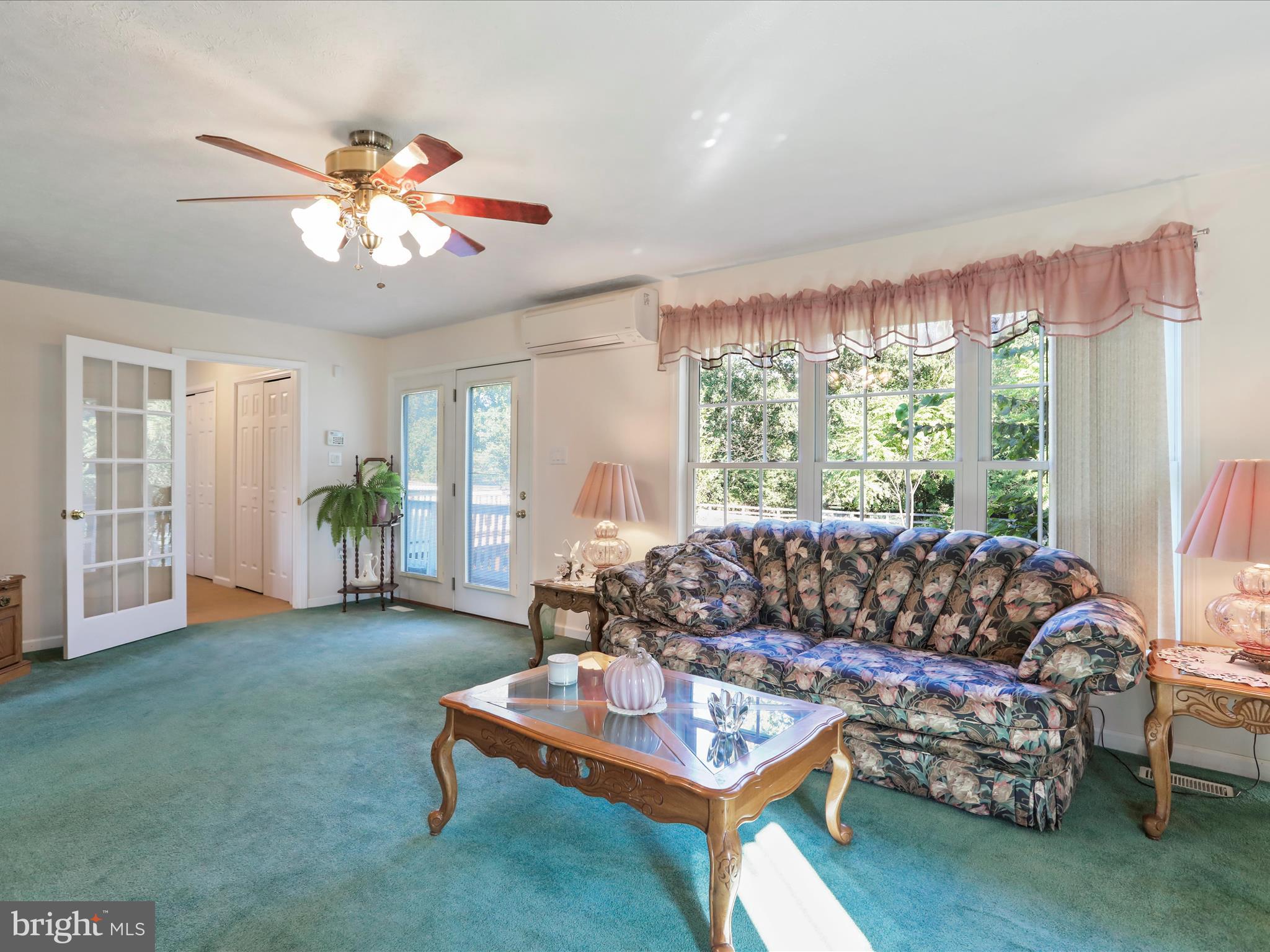 THISTLE RIDGE - Residential