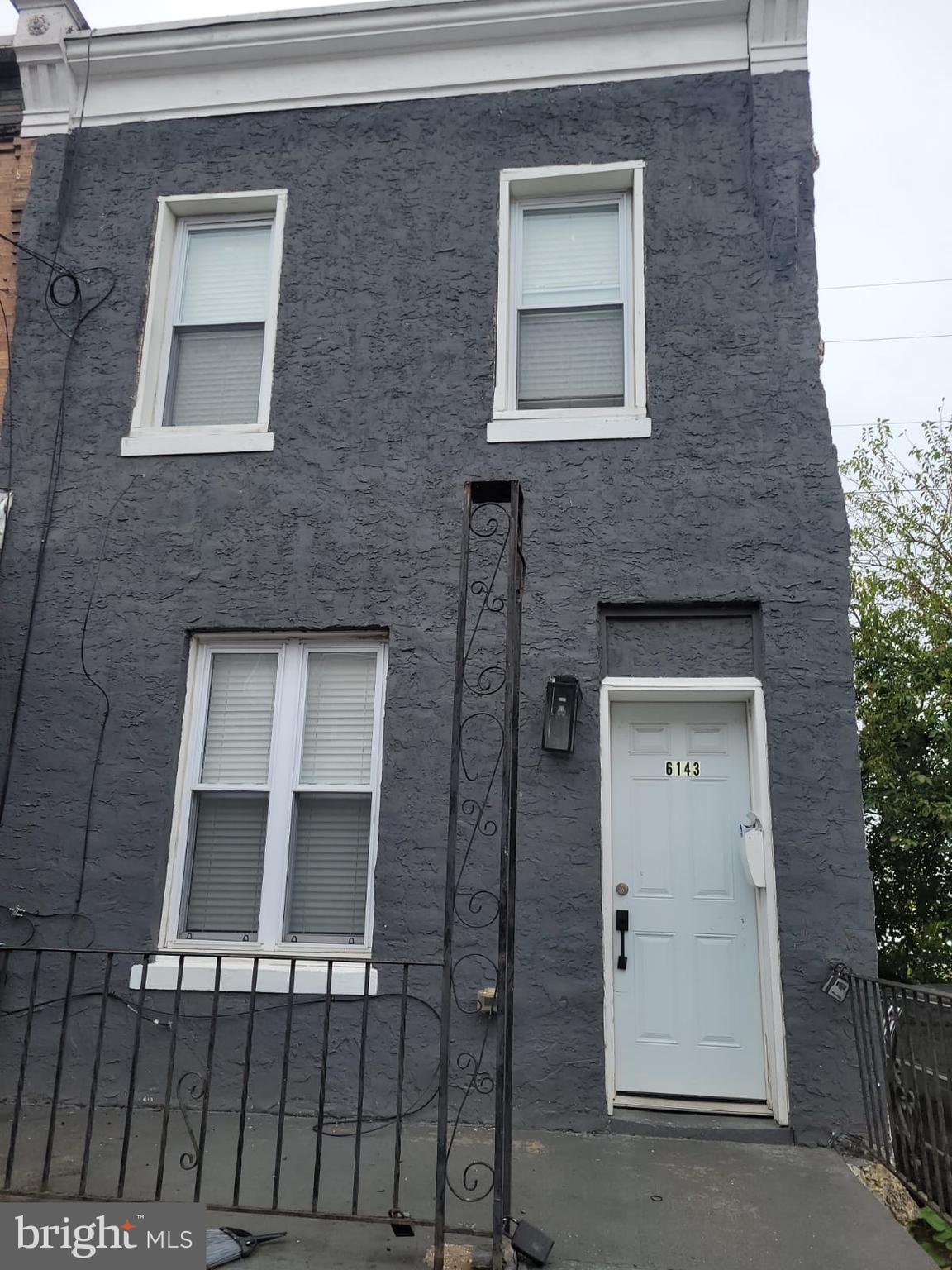 Welcome to 6143 Glenmore Ave. This property presents an excellent opportunity for savvy investors looking to capitalize on steady appreciation, rental income, or development potential. Whether you’re a seasoned investor seeking a stable asset or looking to leverage growth through strategic upgrades look no further, Reach out today!