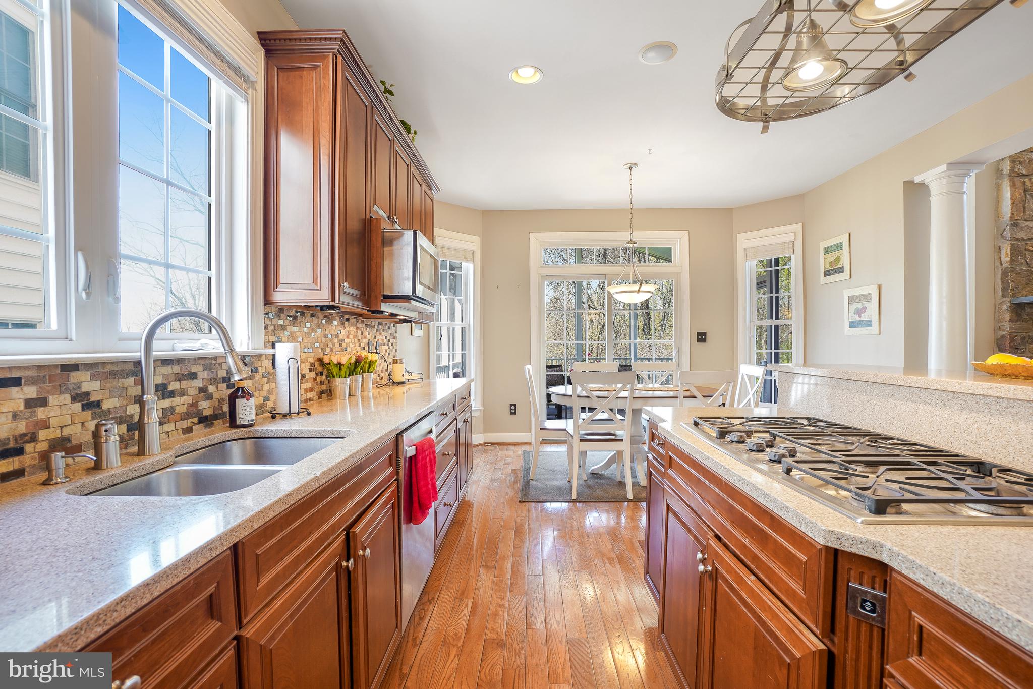 GREENWAY VILLAGE - Residential