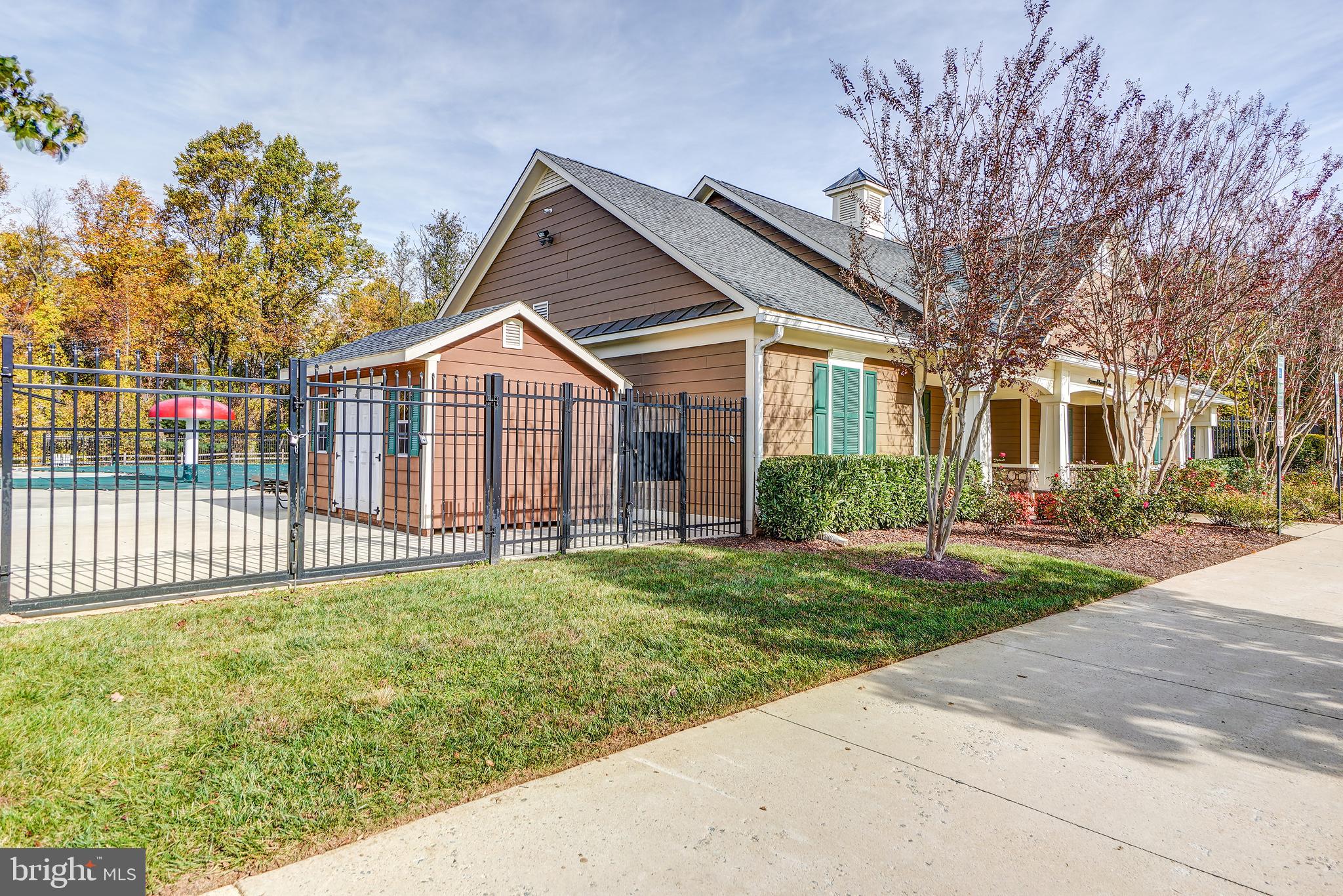 GREENWAY VILLAGE - Residential