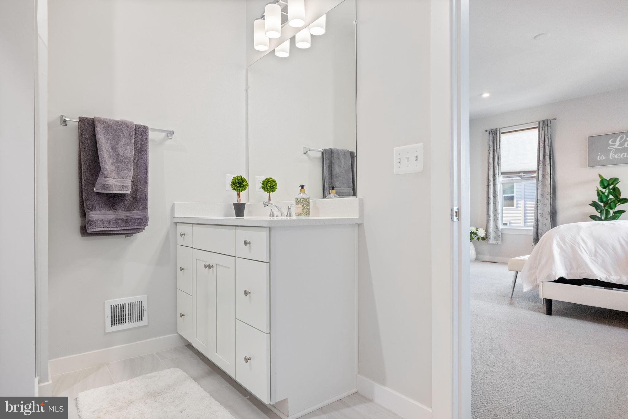 ASHBROOK PLACE - Residential