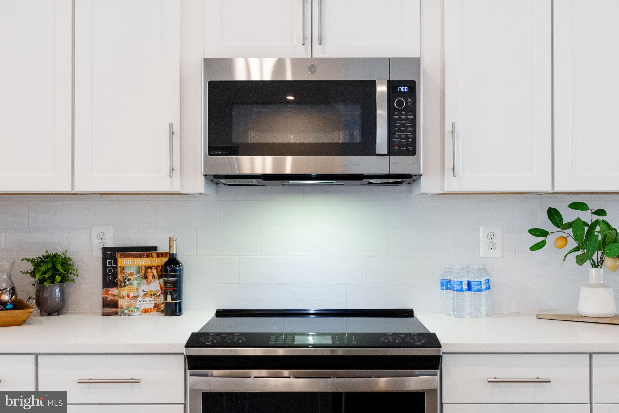 ASHBROOK PLACE - Residential