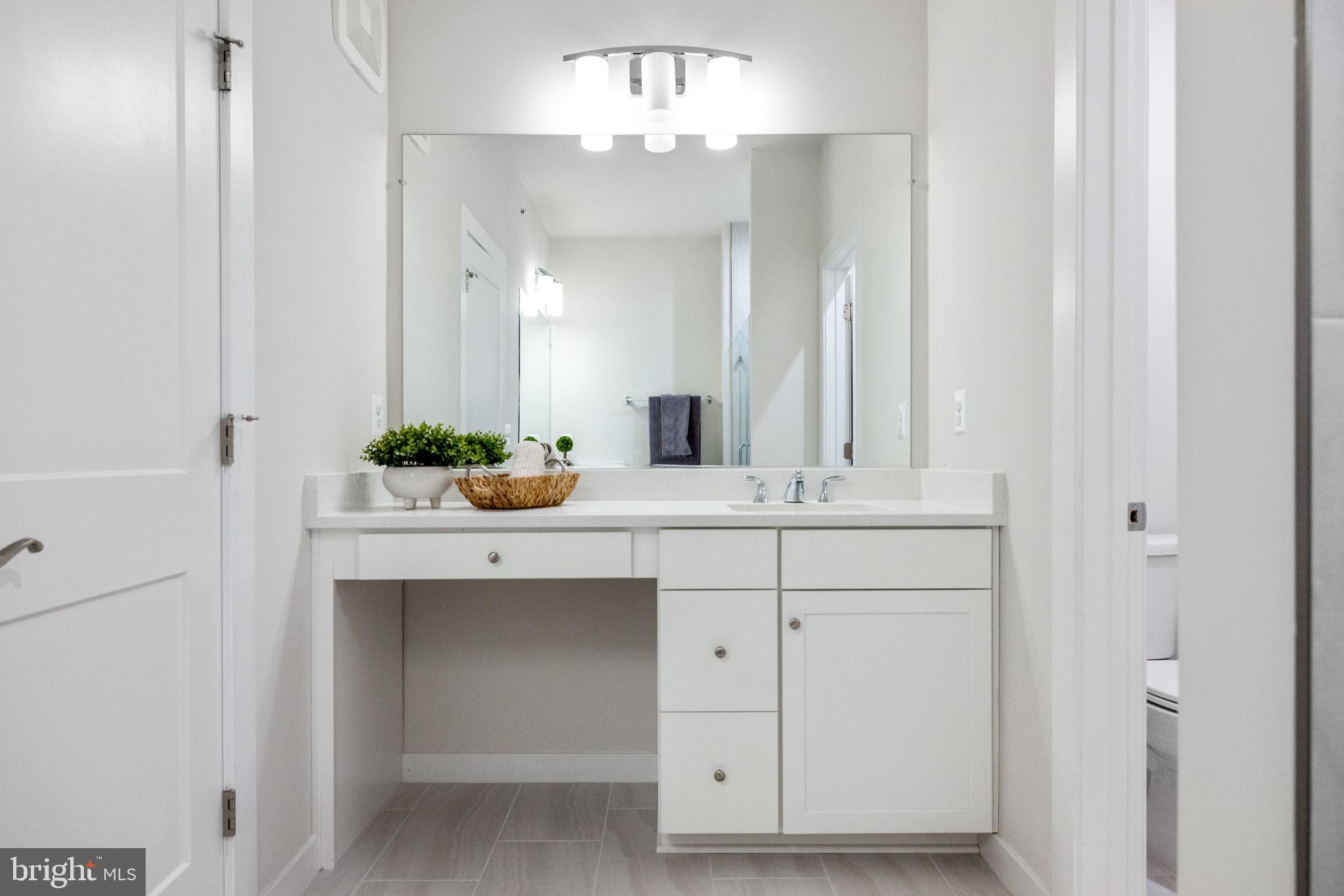 ASHBROOK PLACE - Residential