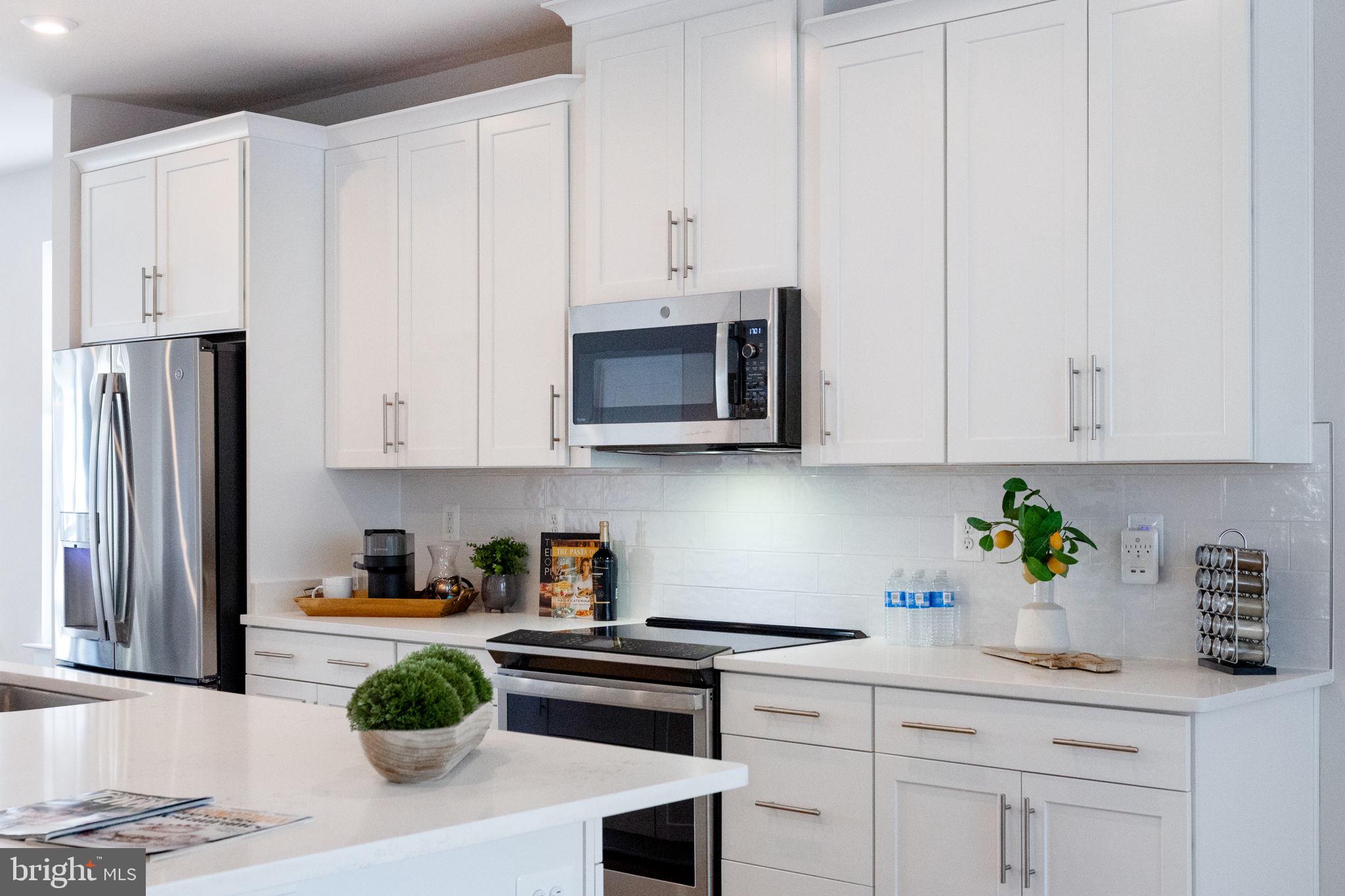 ASHBROOK PLACE - Residential