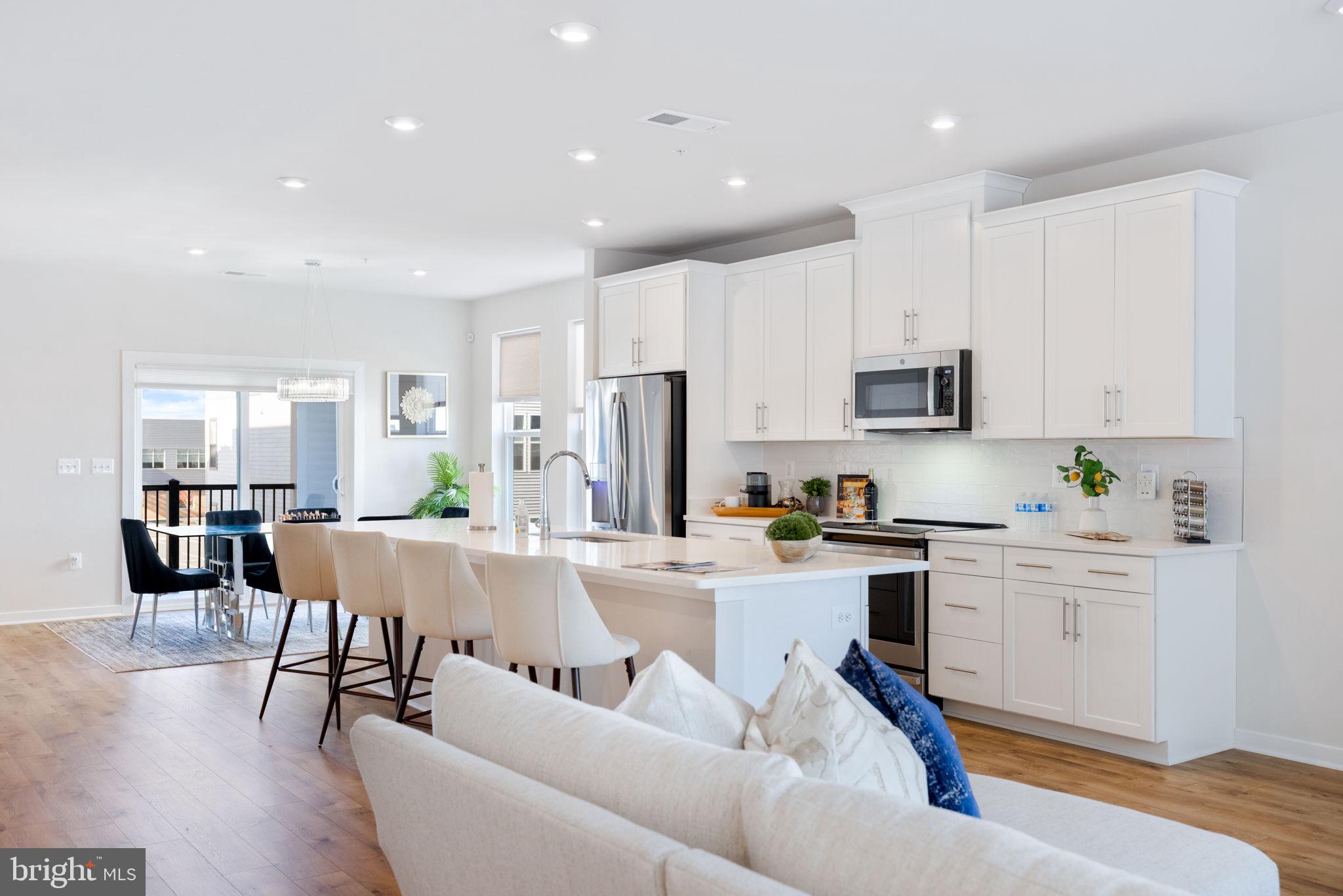 ASHBROOK PLACE - Residential