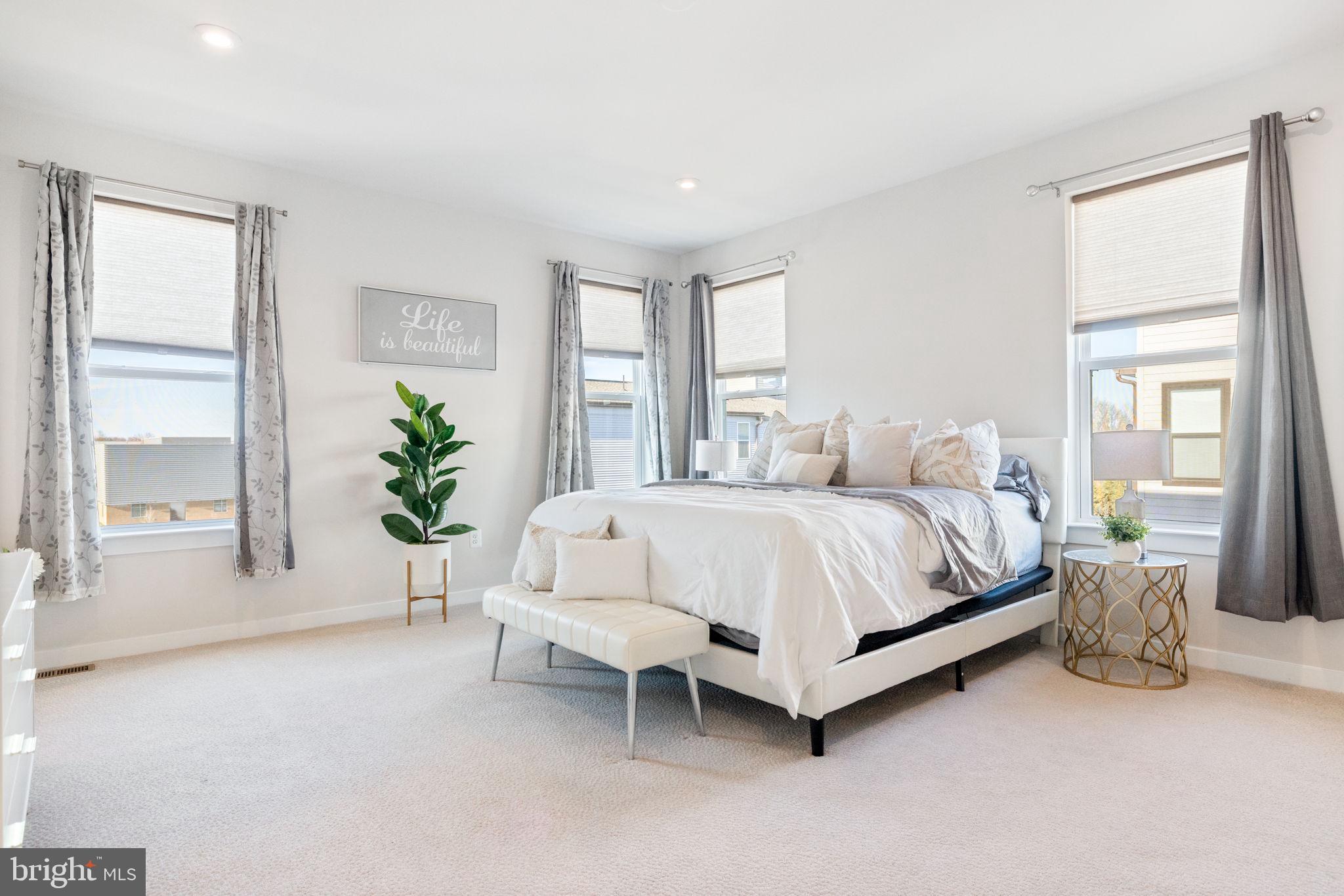 ASHBROOK PLACE - Residential