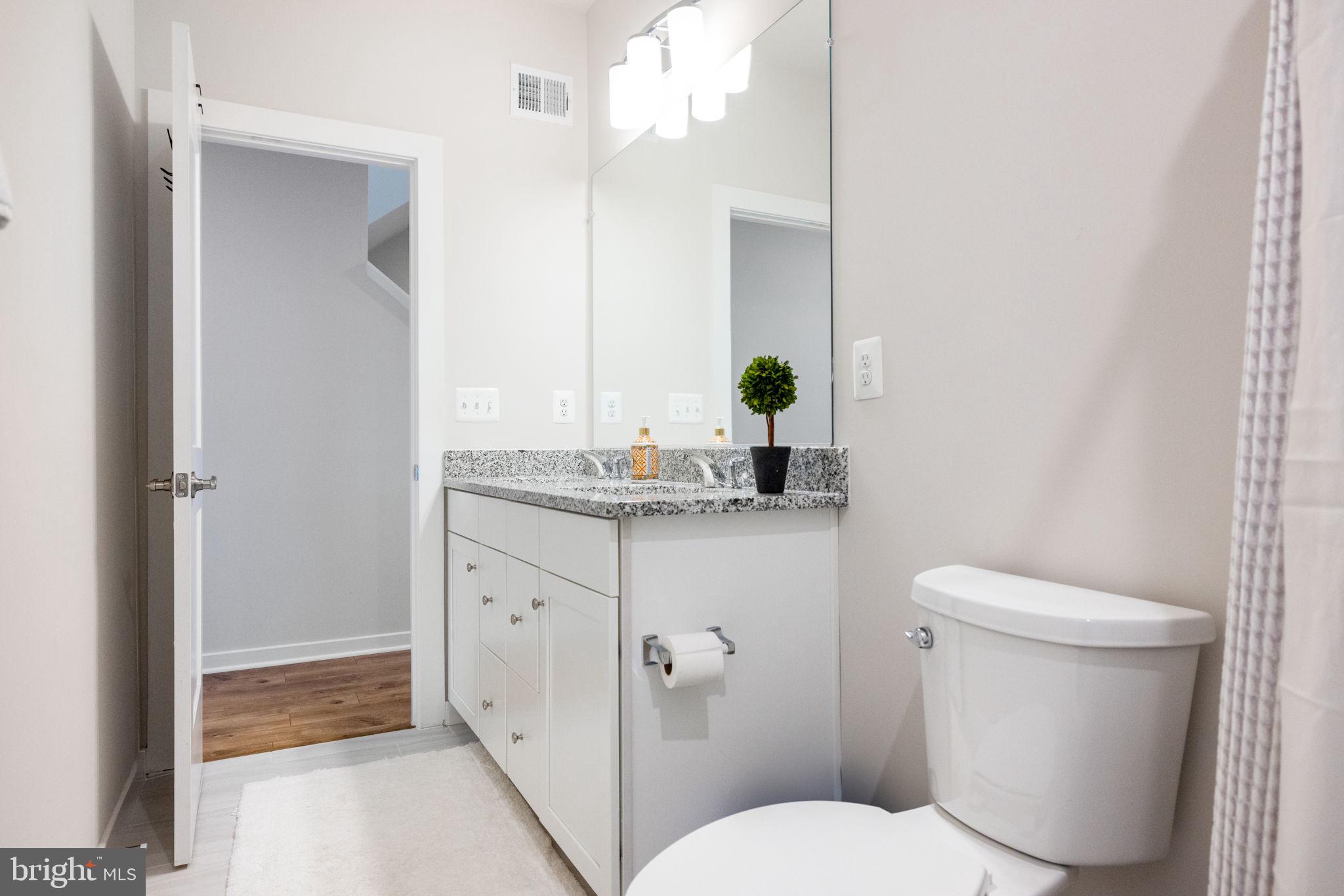 ASHBROOK PLACE - Residential