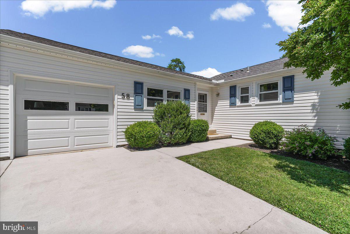 58 WOODHILL COURT