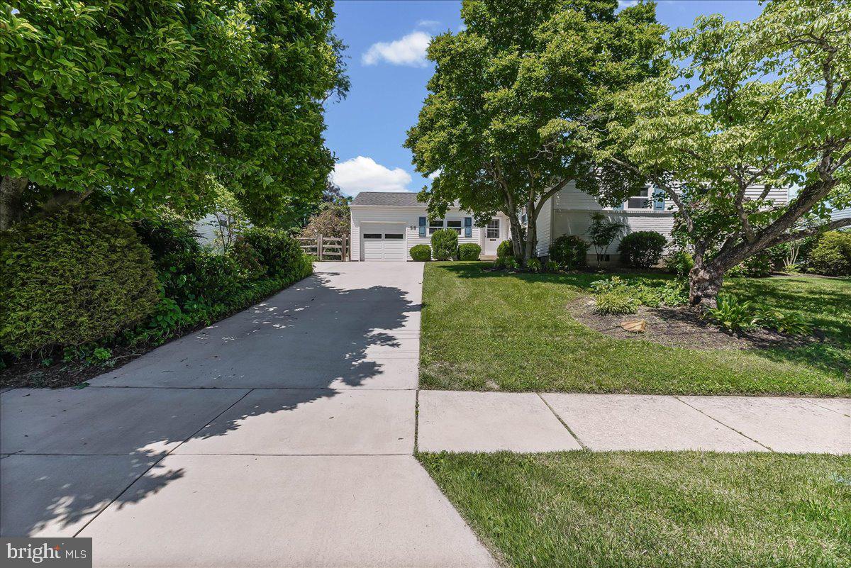 58 WOODHILL COURT