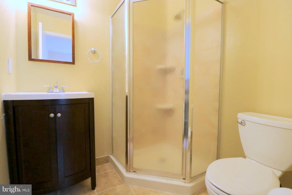 CARLTON SQUARE - Residential