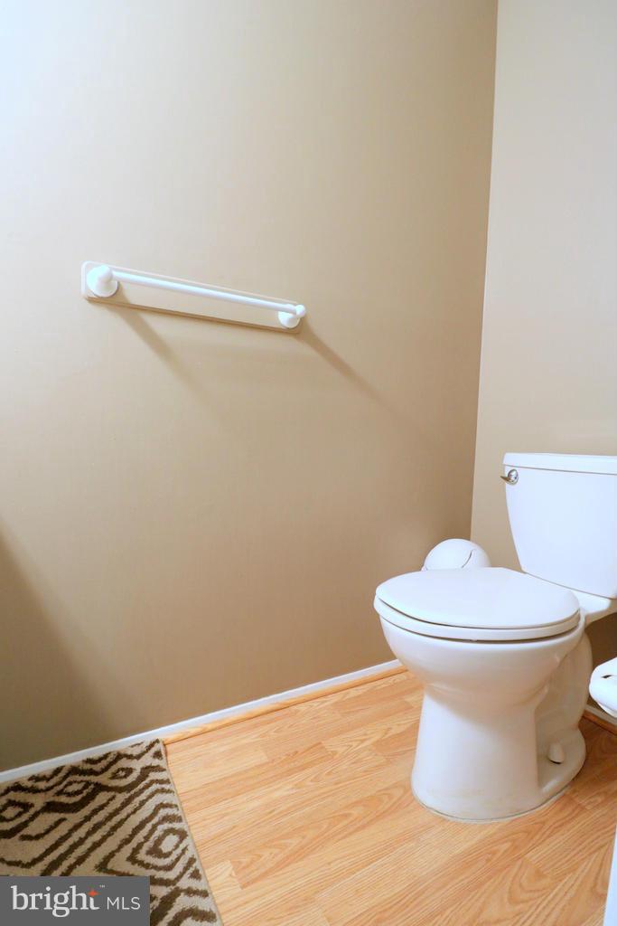 CARLTON SQUARE - Residential