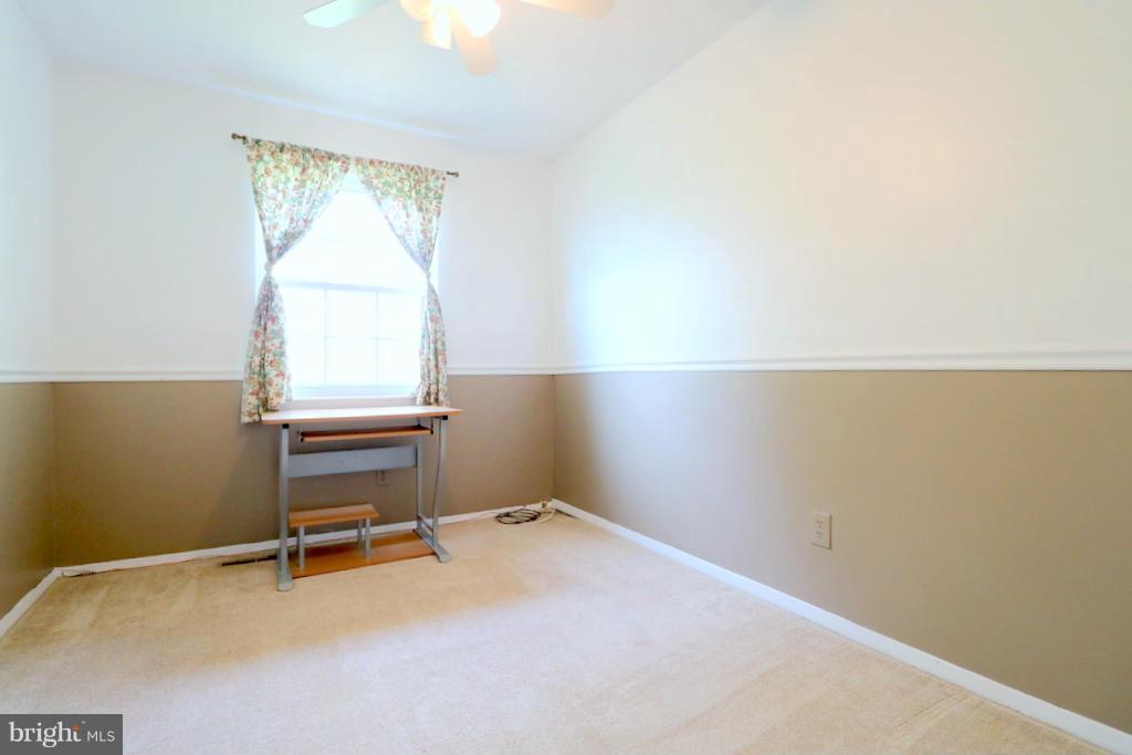 CARLTON SQUARE - Residential