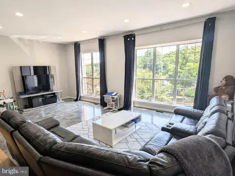 MLS: VALO2132788