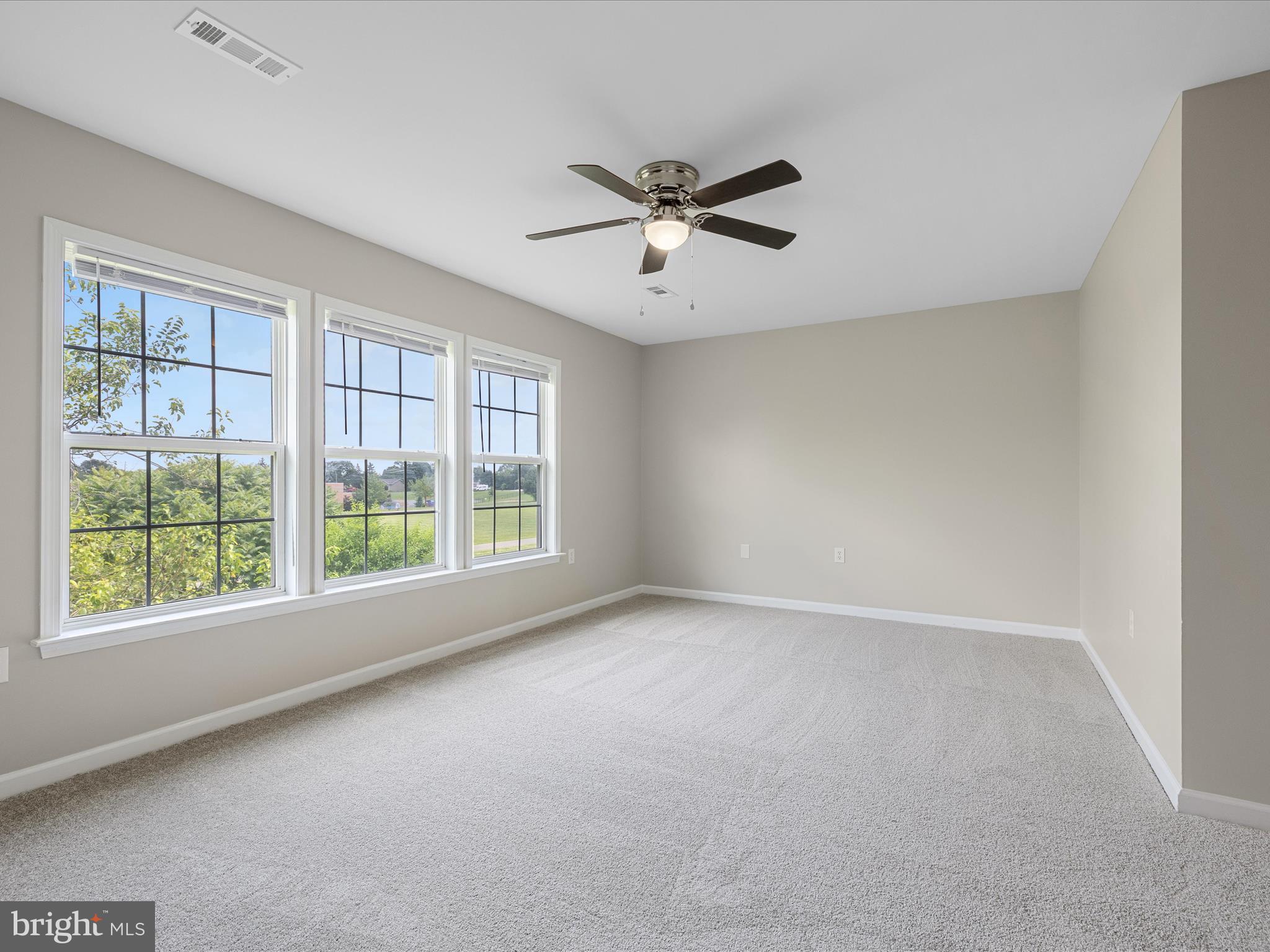 MANOR PARK - Residential