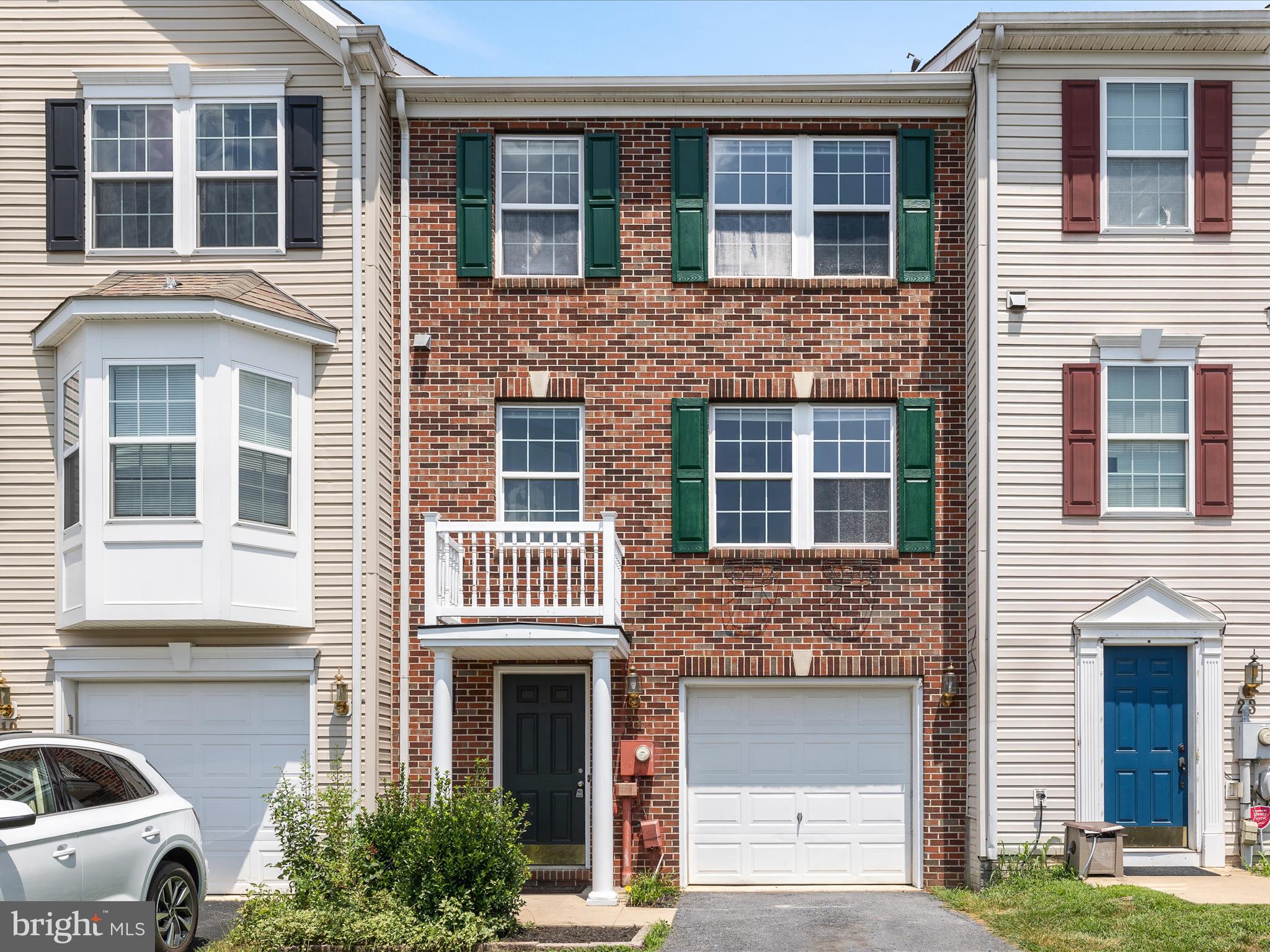 MANOR PARK - Residential