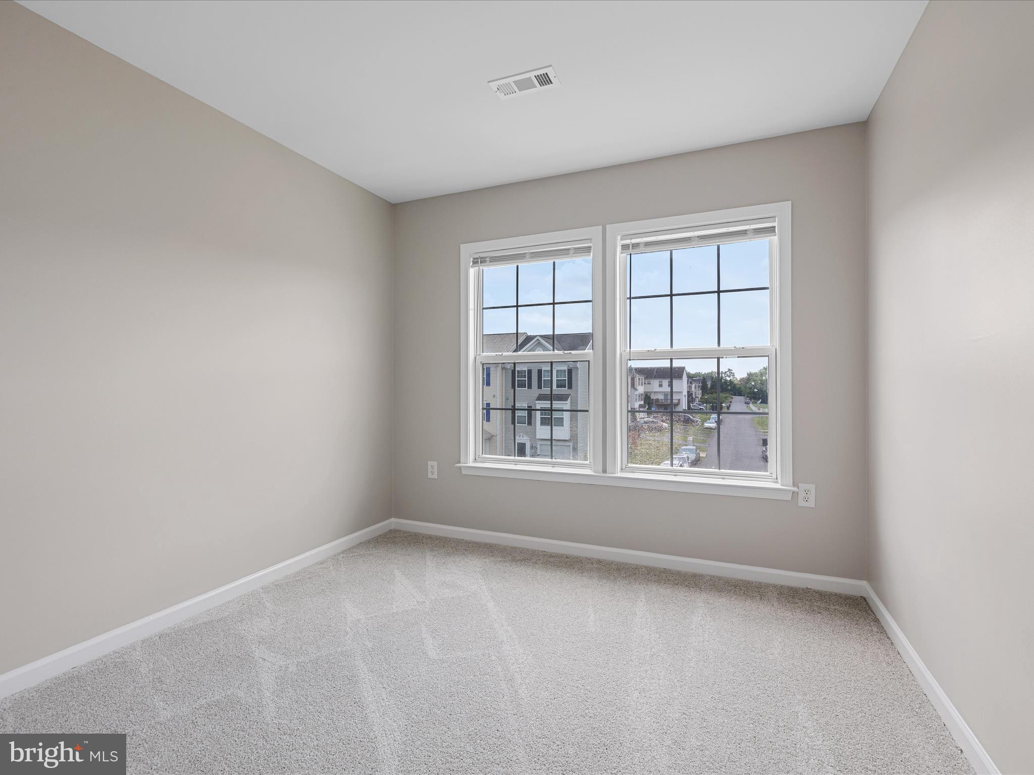 MANOR PARK - Residential