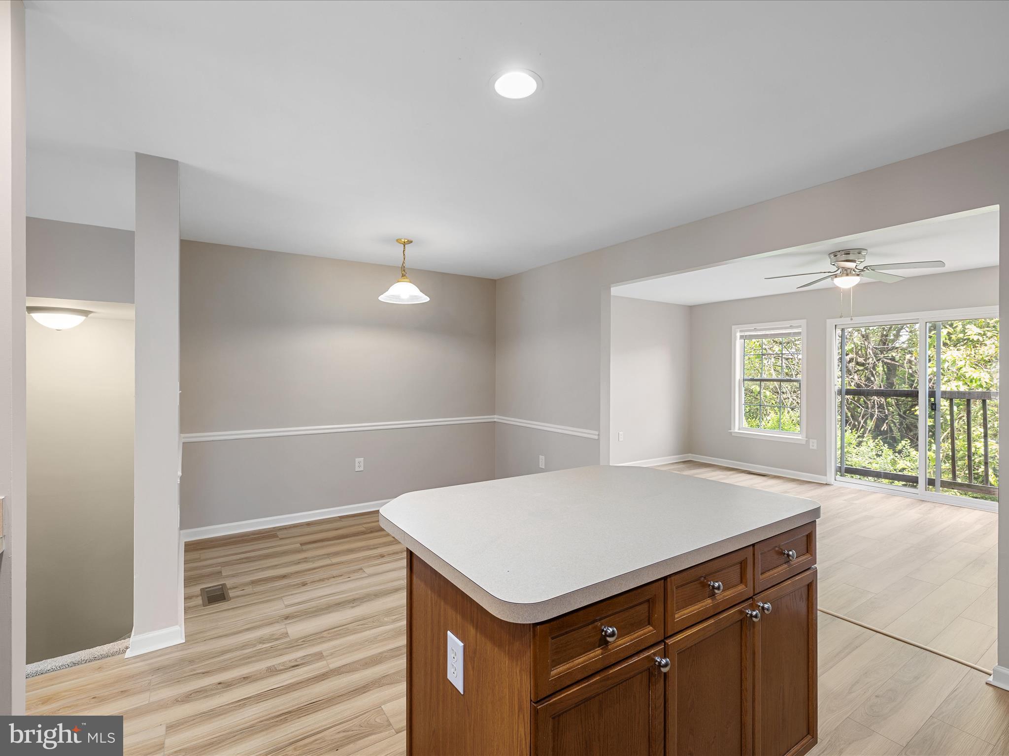 MANOR PARK - Residential