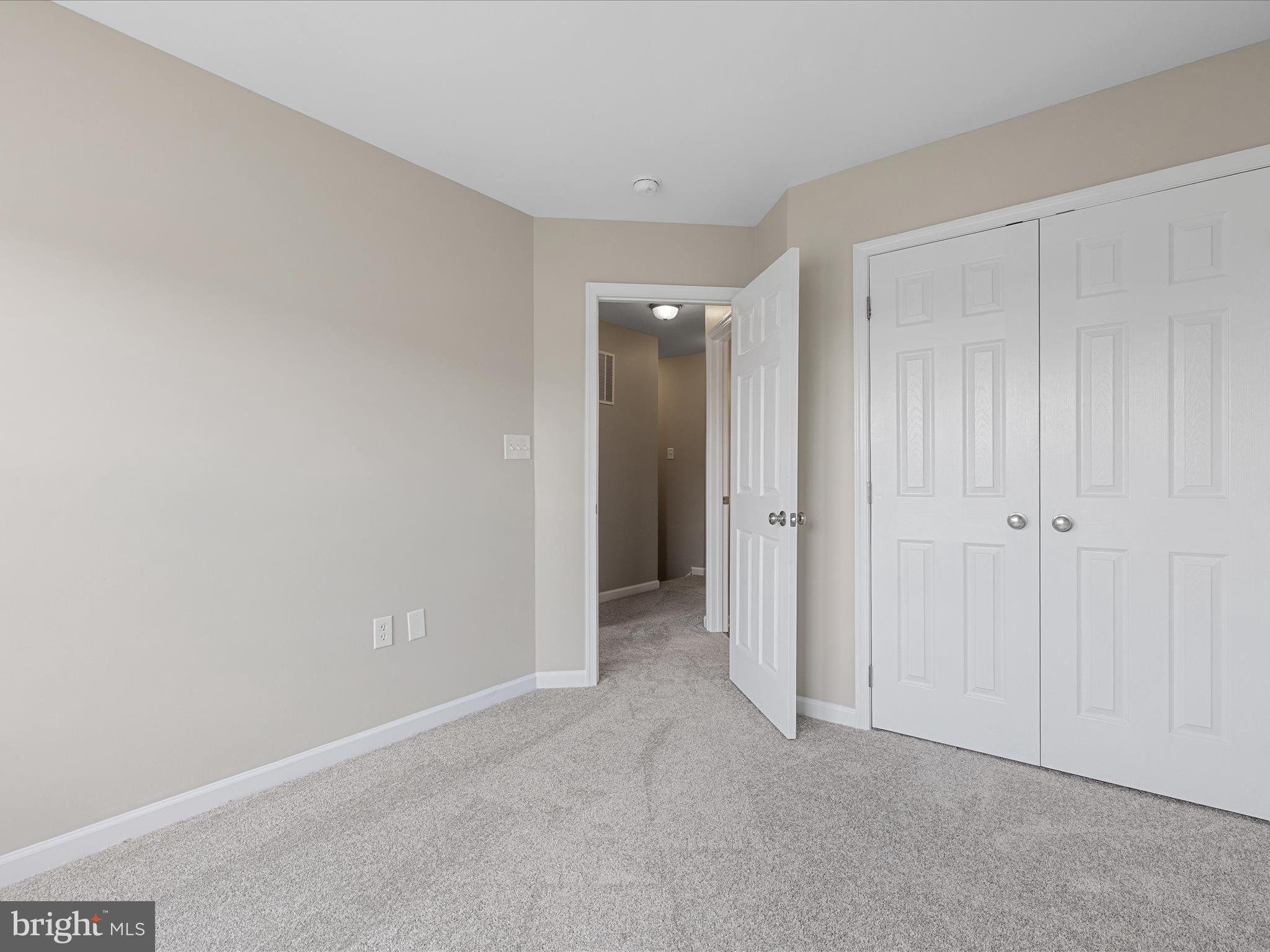 MANOR PARK - Residential